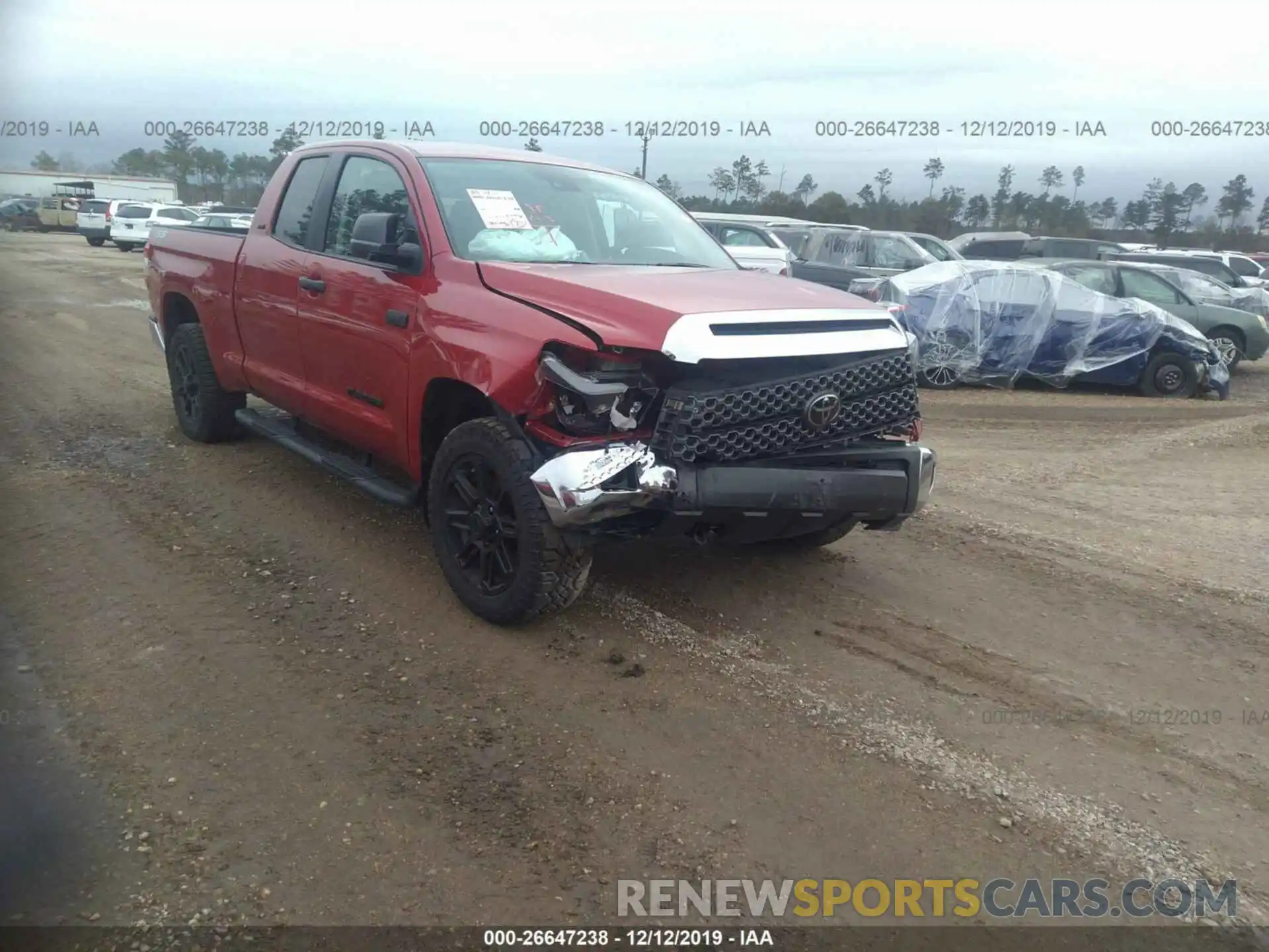 1 Photograph of a damaged car 5TFRY5F10LX256065 TOYOTA TUNDRA 2020