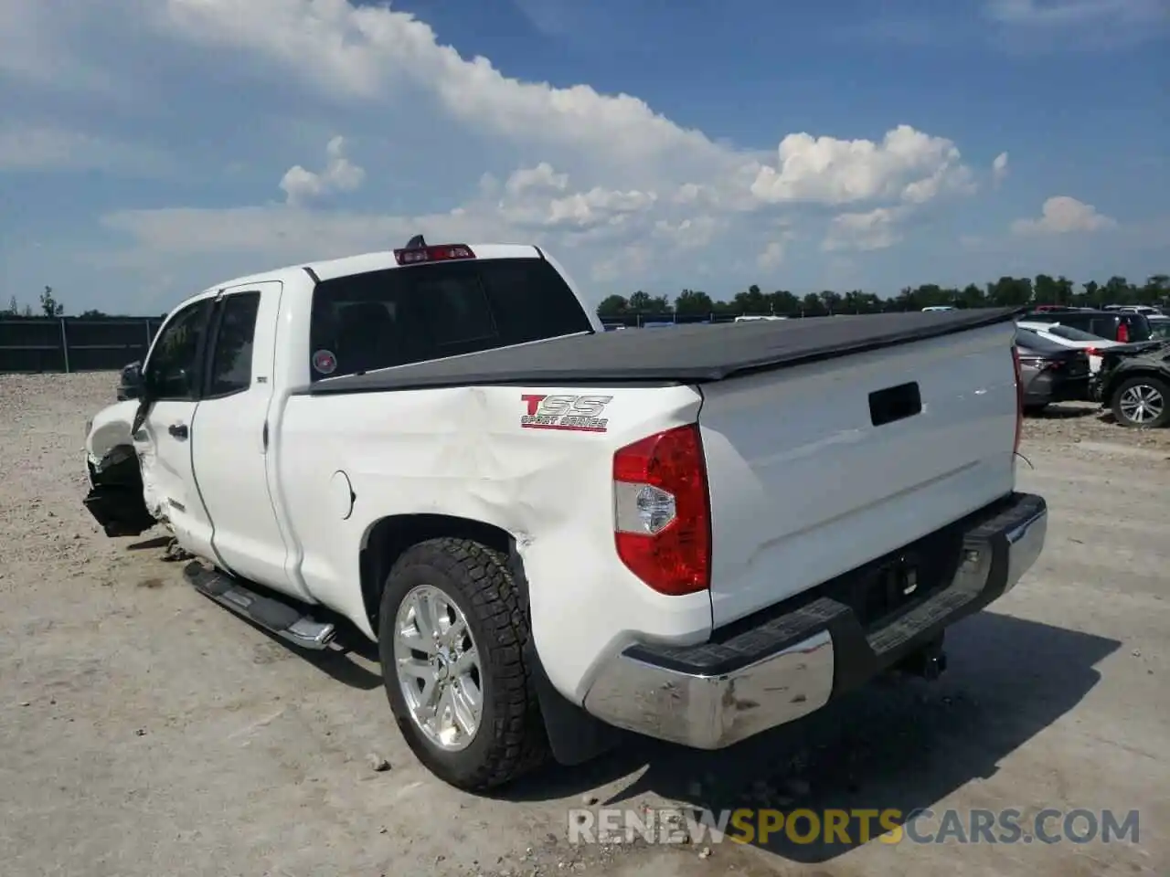 3 Photograph of a damaged car 5TFRY5F10LX257264 TOYOTA TUNDRA 2020