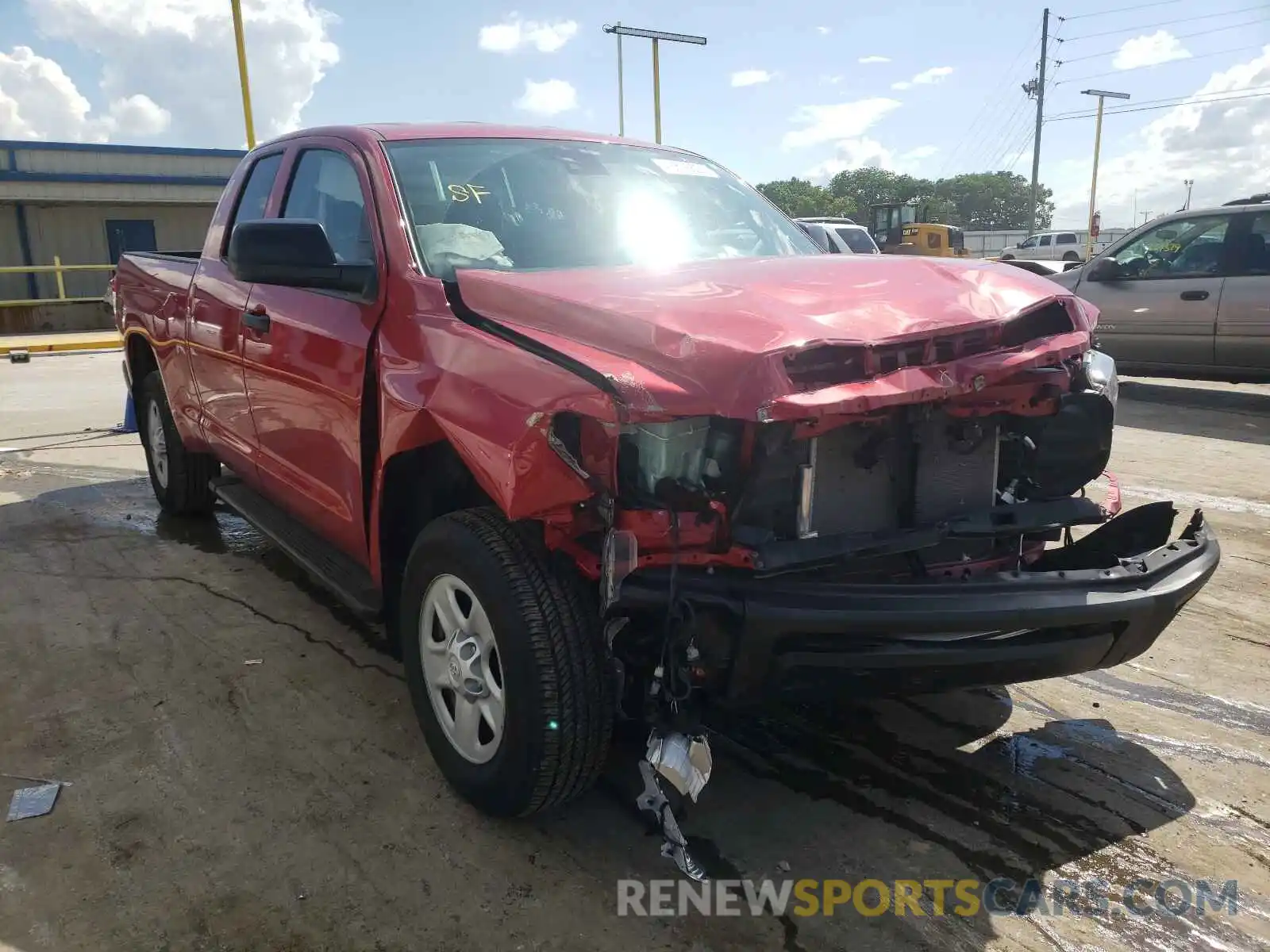 1 Photograph of a damaged car 5TFRY5F10LX267714 TOYOTA TUNDRA 2020