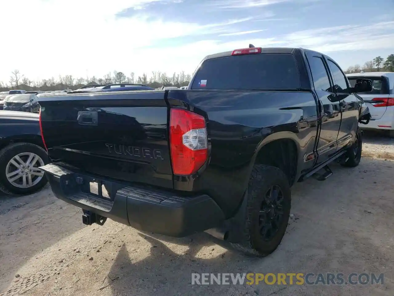 4 Photograph of a damaged car 5TFRY5F10LX271617 TOYOTA TUNDRA 2020