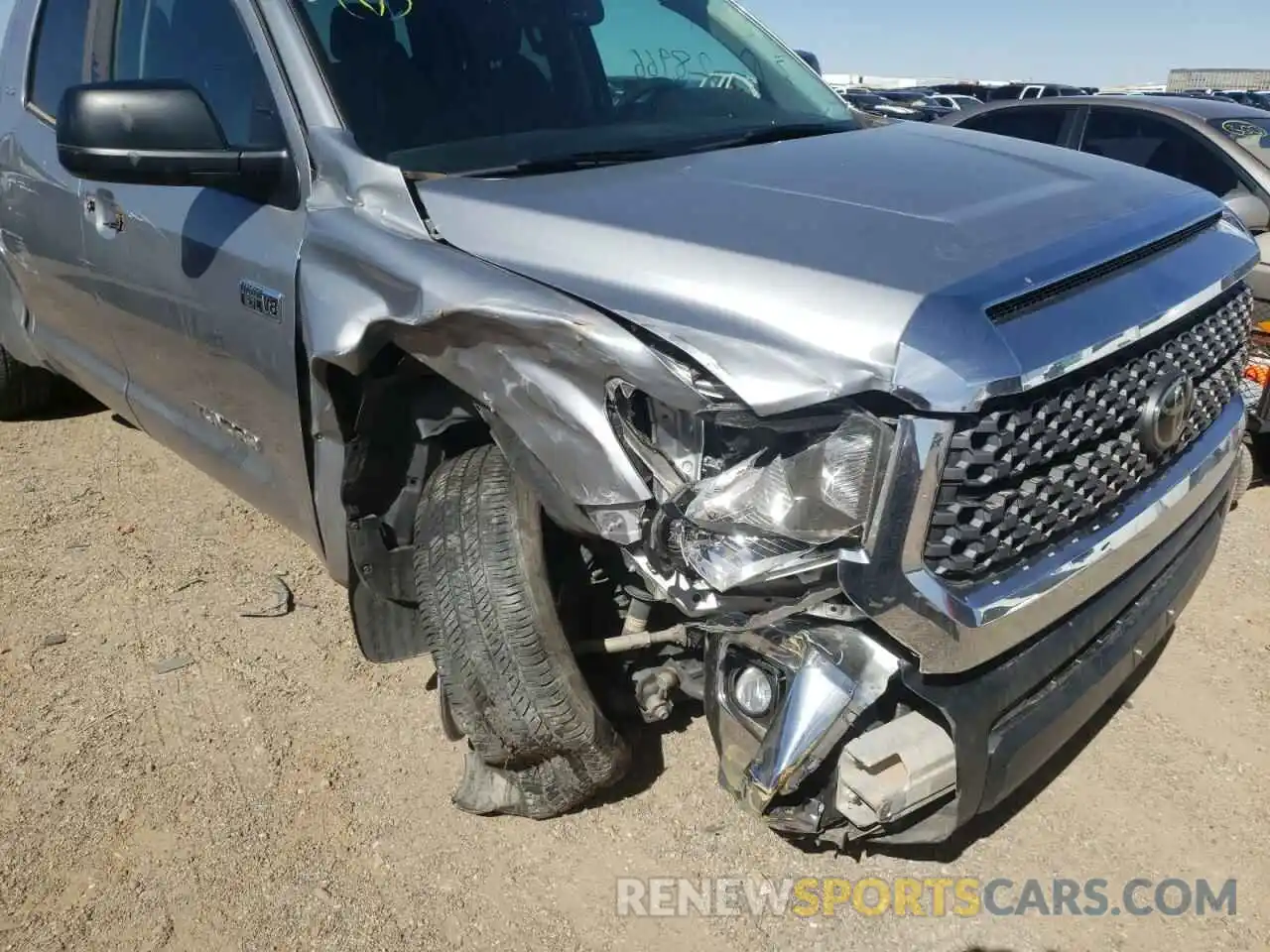 9 Photograph of a damaged car 5TFRY5F11LX264725 TOYOTA TUNDRA 2020