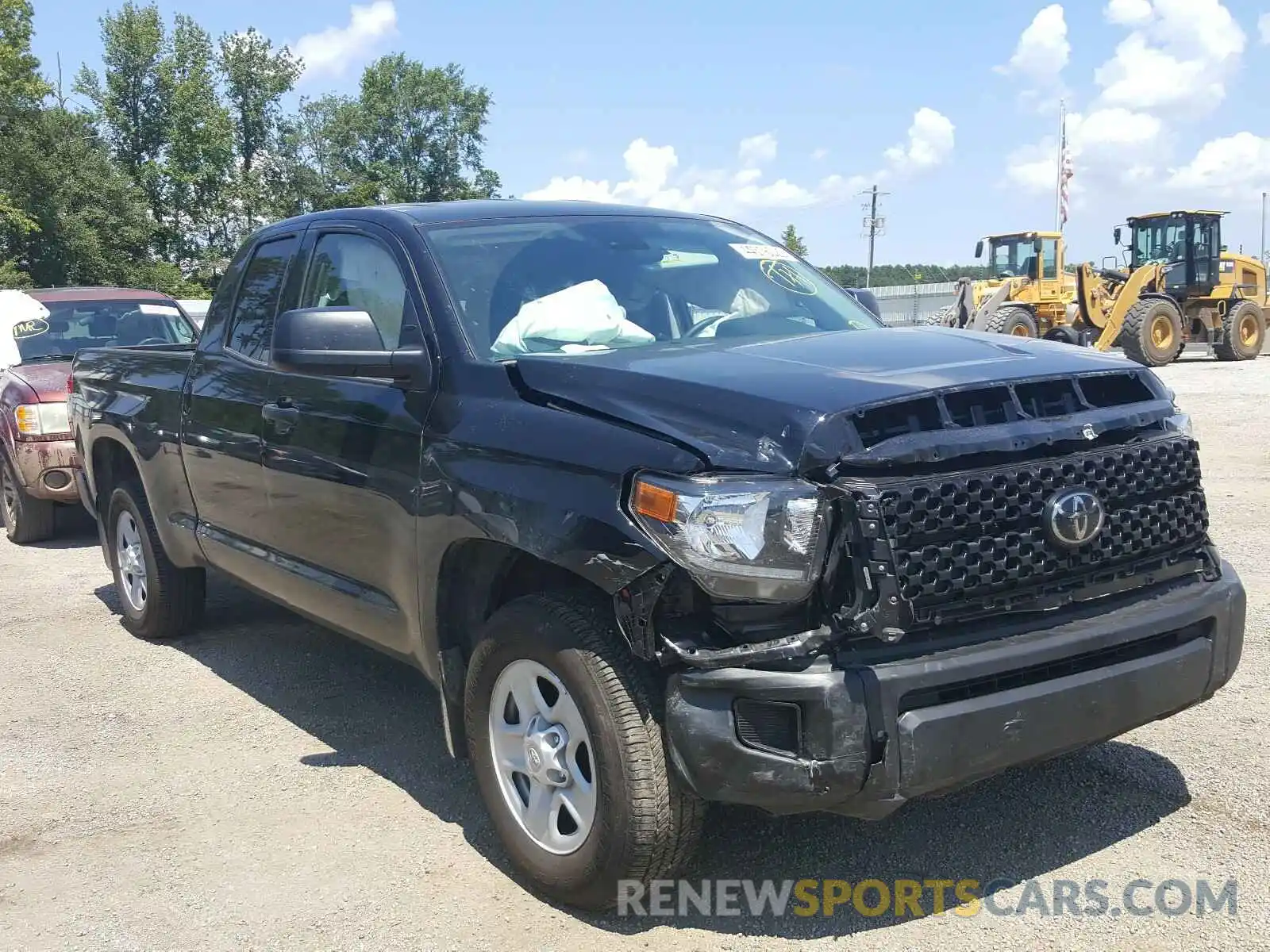 1 Photograph of a damaged car 5TFRY5F11LX266295 TOYOTA TUNDRA 2020