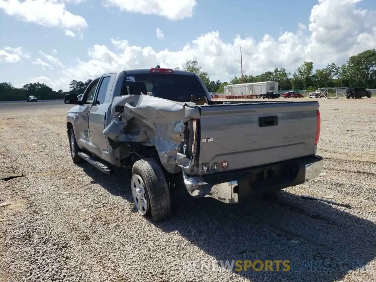 3 Photograph of a damaged car 5TFRY5F12LX269660 TOYOTA TUNDRA 2020