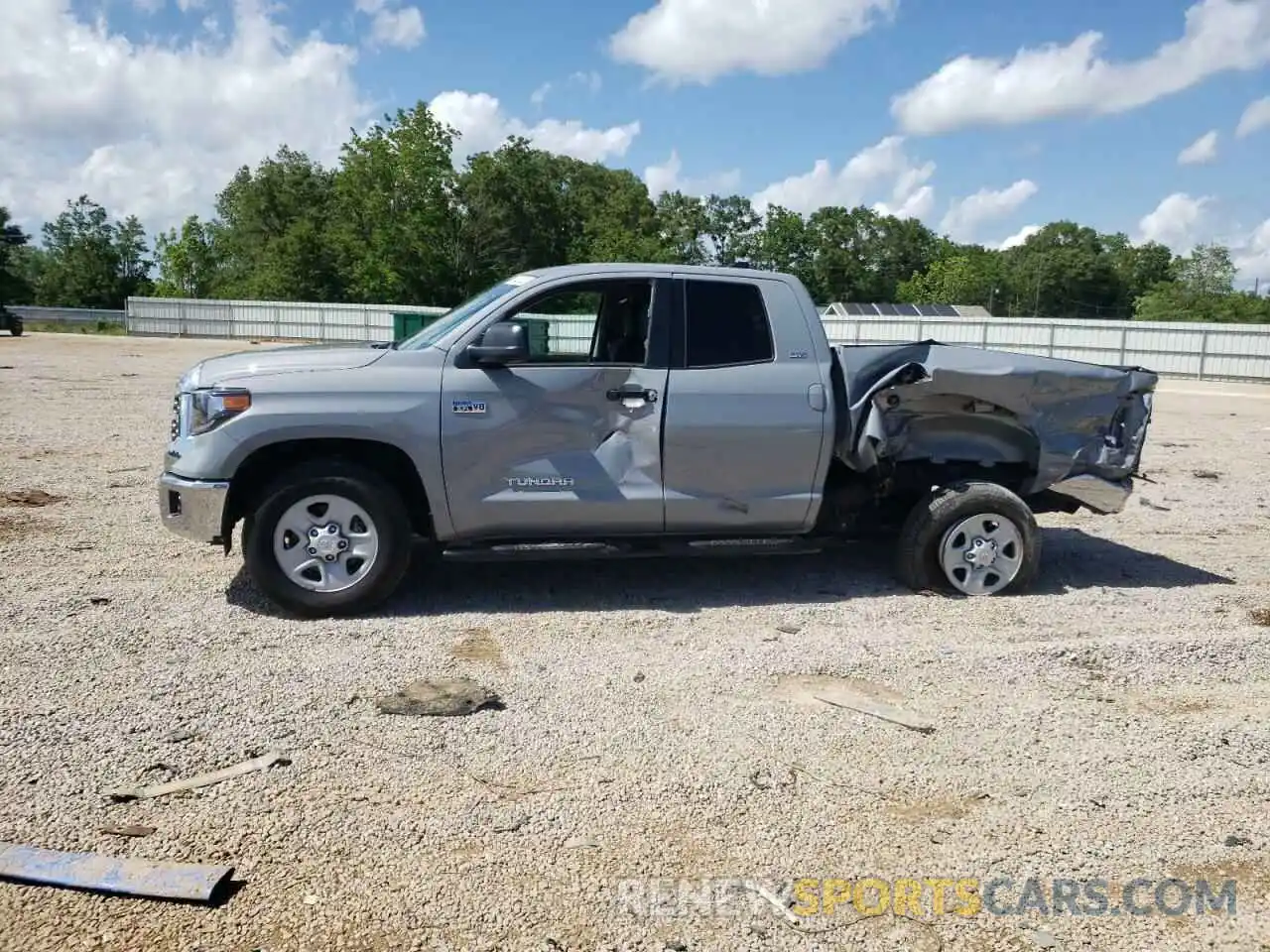 9 Photograph of a damaged car 5TFRY5F12LX269660 TOYOTA TUNDRA 2020