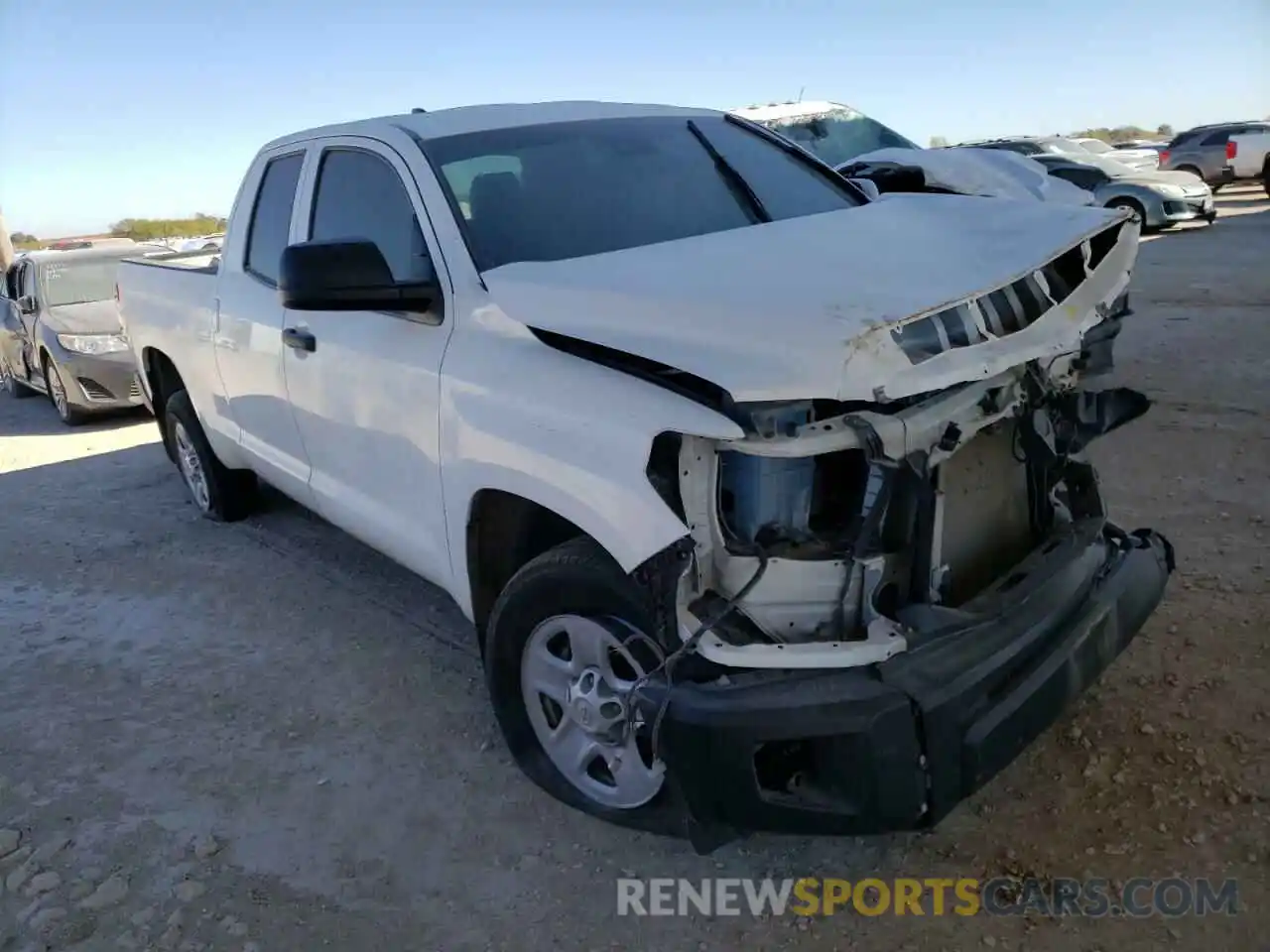 1 Photograph of a damaged car 5TFRY5F13LX258392 TOYOTA TUNDRA 2020