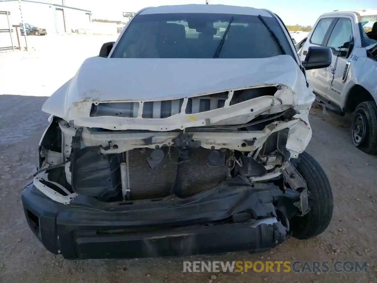 7 Photograph of a damaged car 5TFRY5F13LX258392 TOYOTA TUNDRA 2020