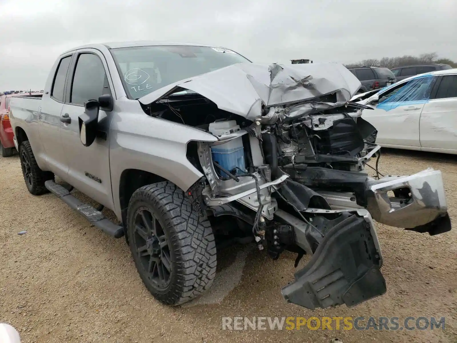 1 Photograph of a damaged car 5TFRY5F13LX259672 TOYOTA TUNDRA 2020