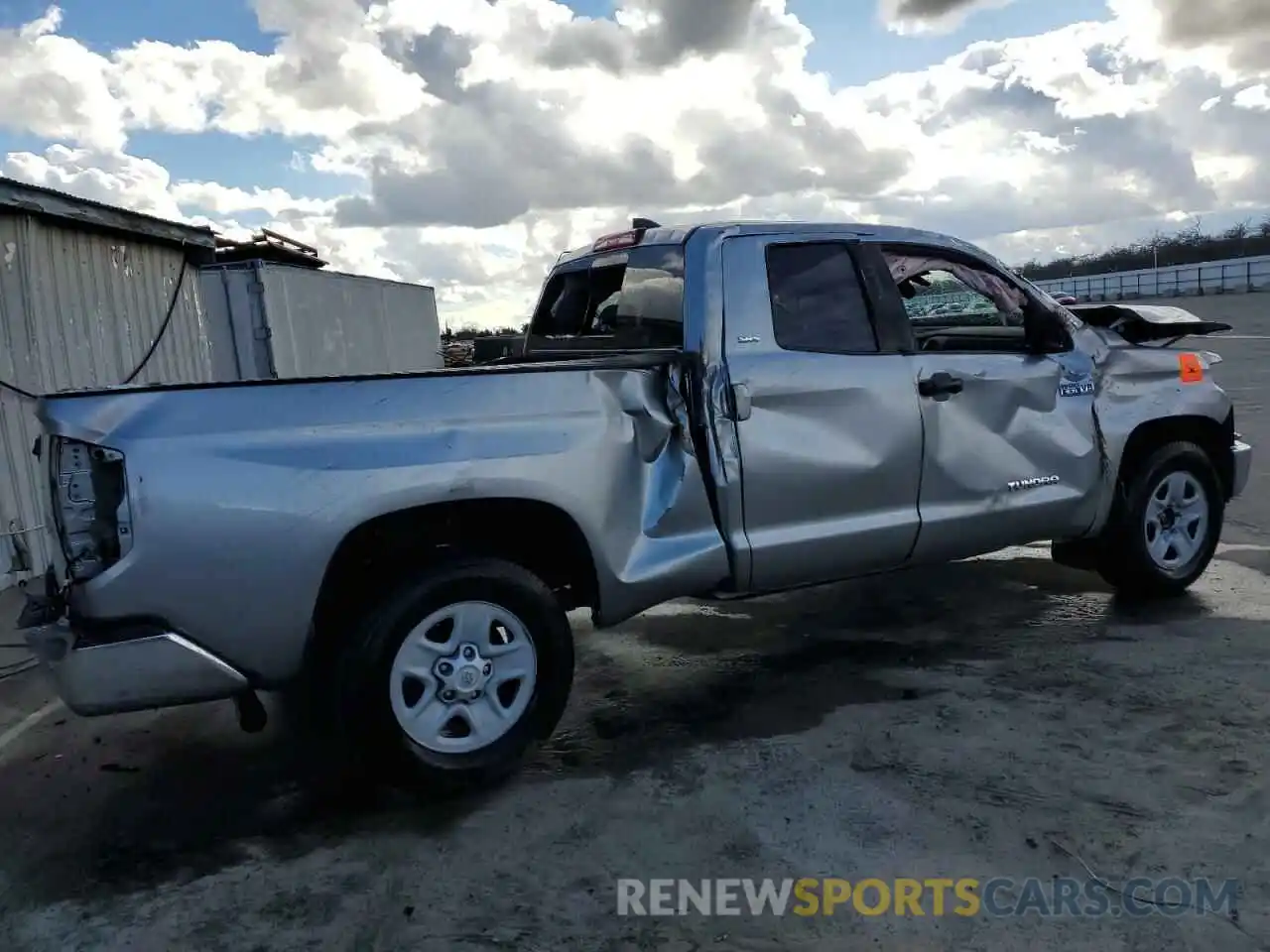 3 Photograph of a damaged car 5TFRY5F15LX256840 TOYOTA TUNDRA 2020