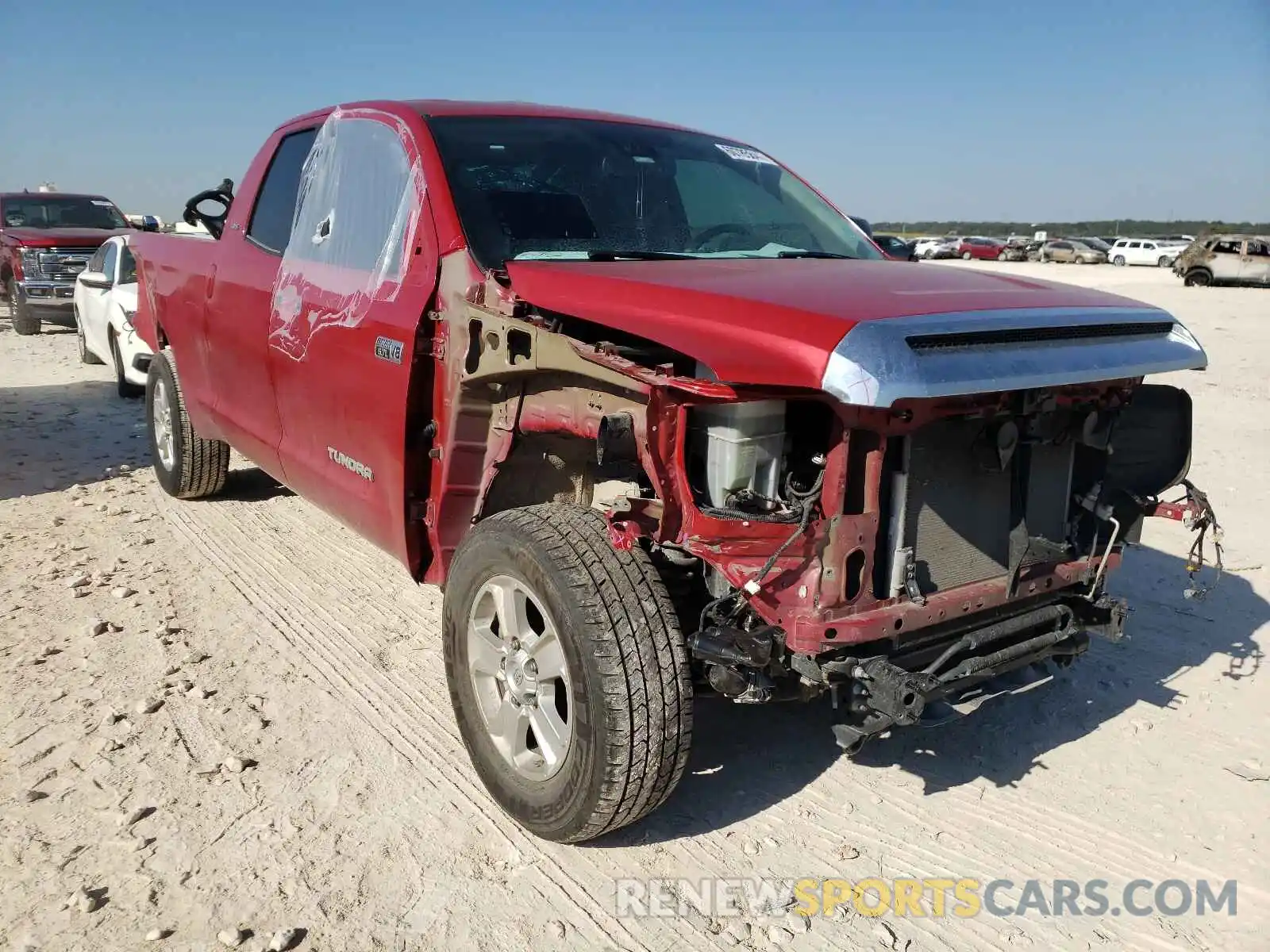 1 Photograph of a damaged car 5TFRY5F15LX261021 TOYOTA TUNDRA 2020