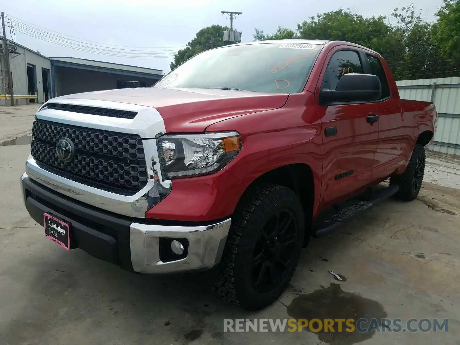 2 Photograph of a damaged car 5TFRY5F15LX261682 TOYOTA TUNDRA 2020