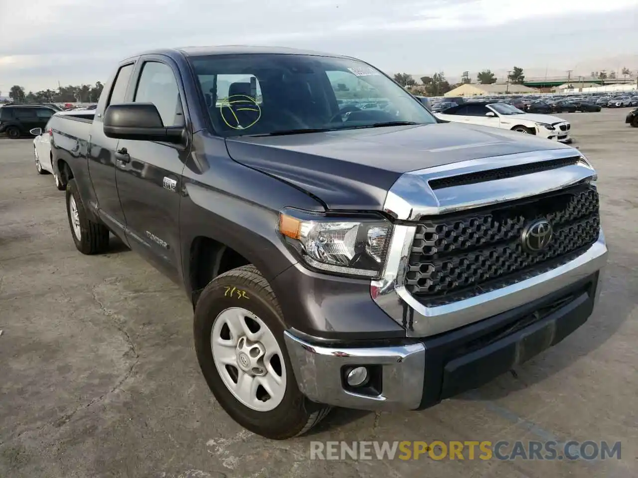 1 Photograph of a damaged car 5TFRY5F16LX265448 TOYOTA TUNDRA 2020