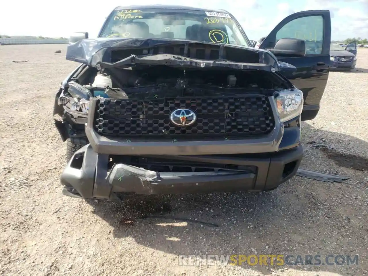 9 Photograph of a damaged car 5TFRY5F16LX266972 TOYOTA TUNDRA 2020