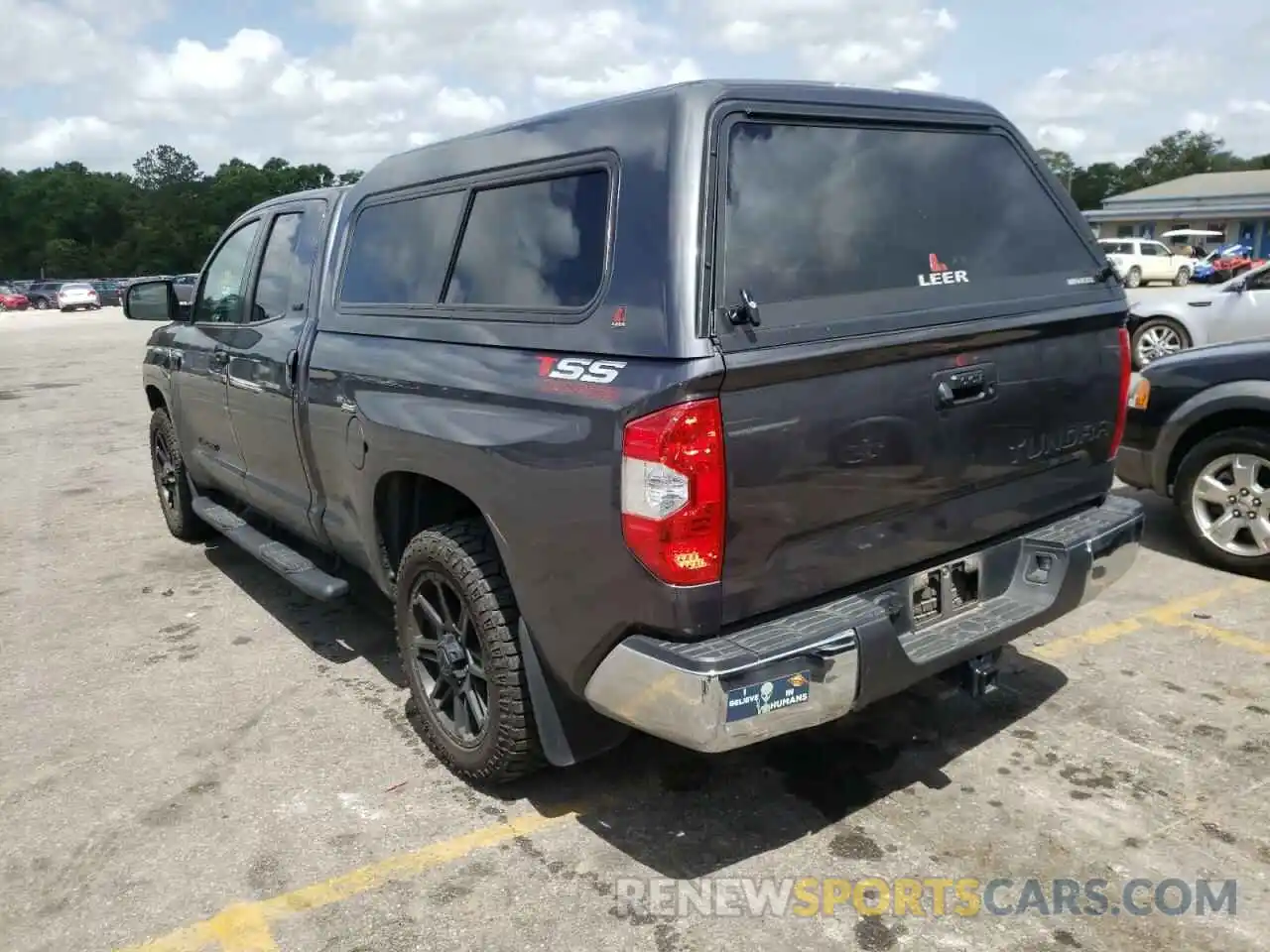 3 Photograph of a damaged car 5TFRY5F16LX267720 TOYOTA TUNDRA 2020