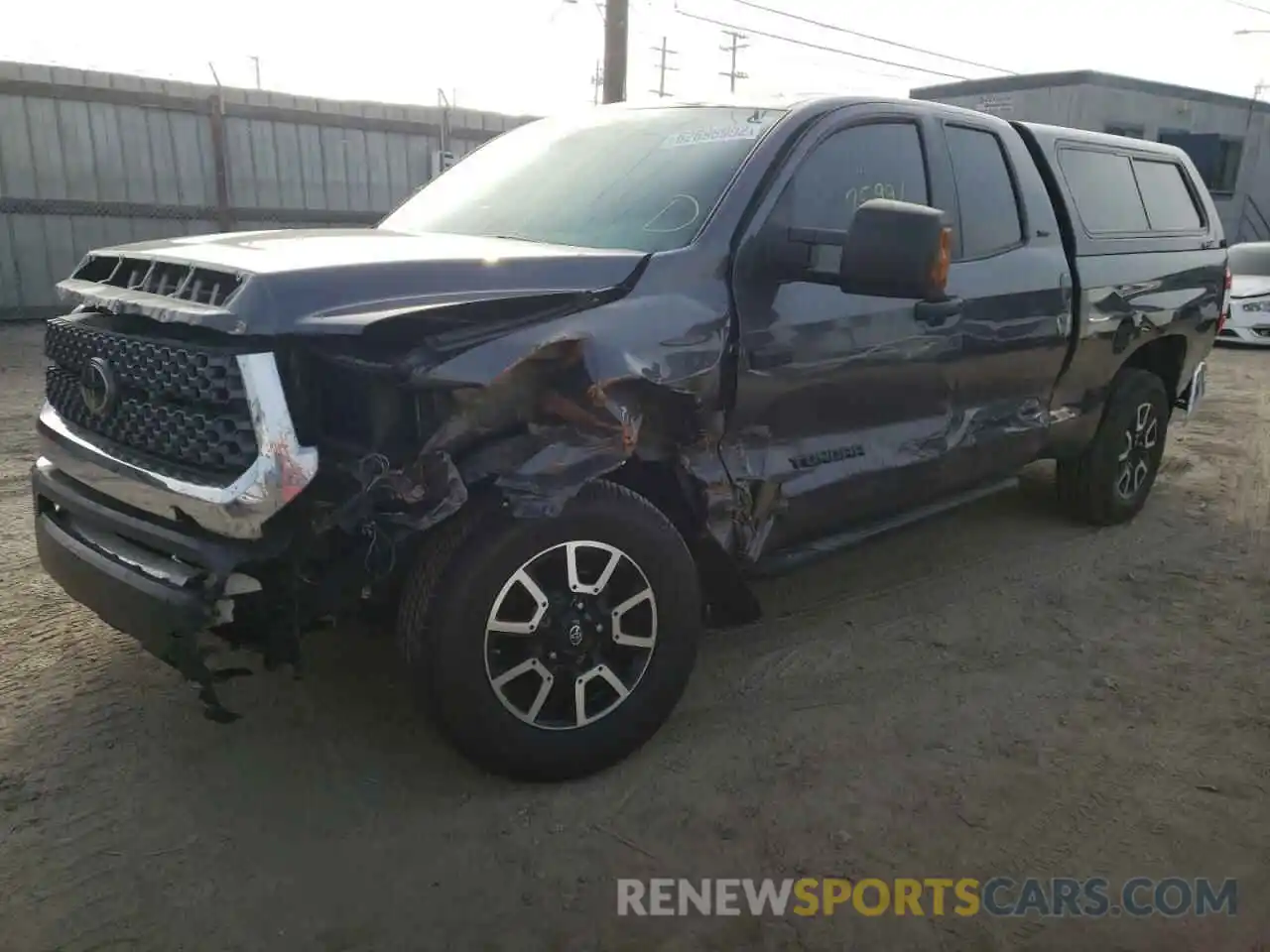 2 Photograph of a damaged car 5TFRY5F16LX269032 TOYOTA TUNDRA 2020