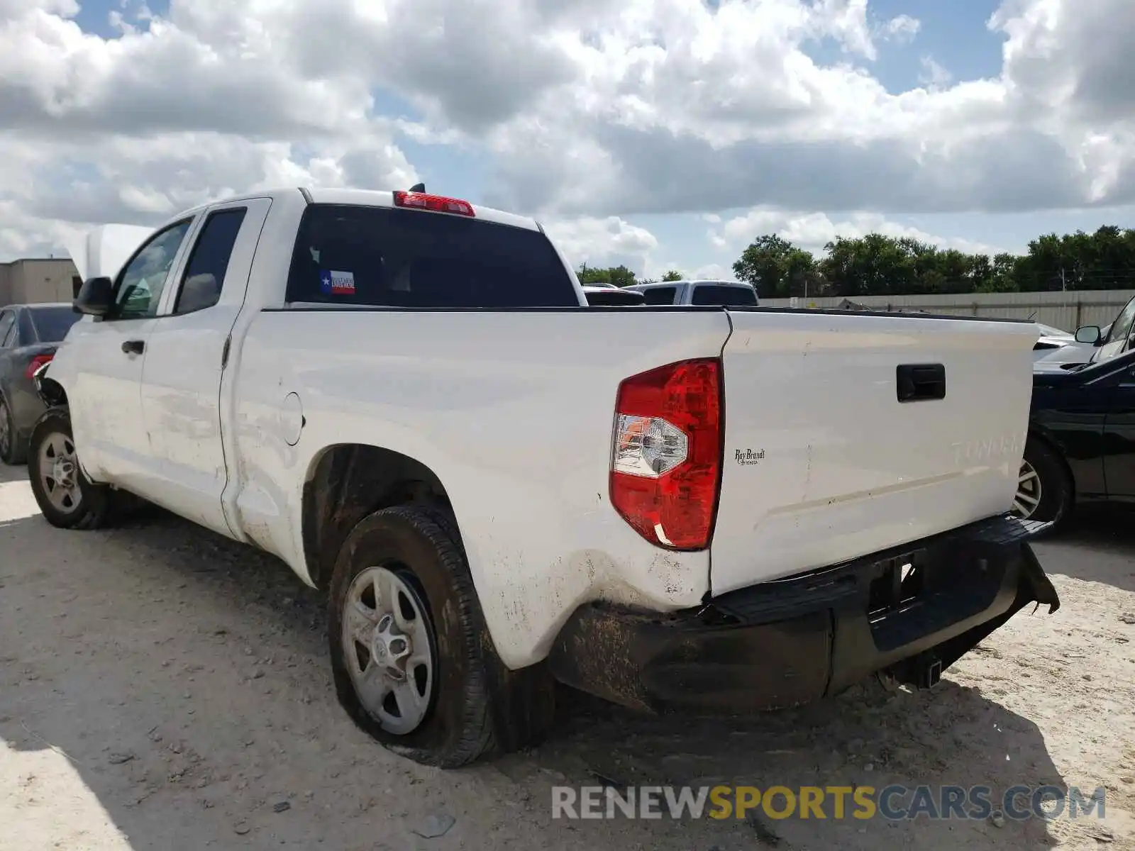 3 Photograph of a damaged car 5TFRY5F18LX258744 TOYOTA TUNDRA 2020