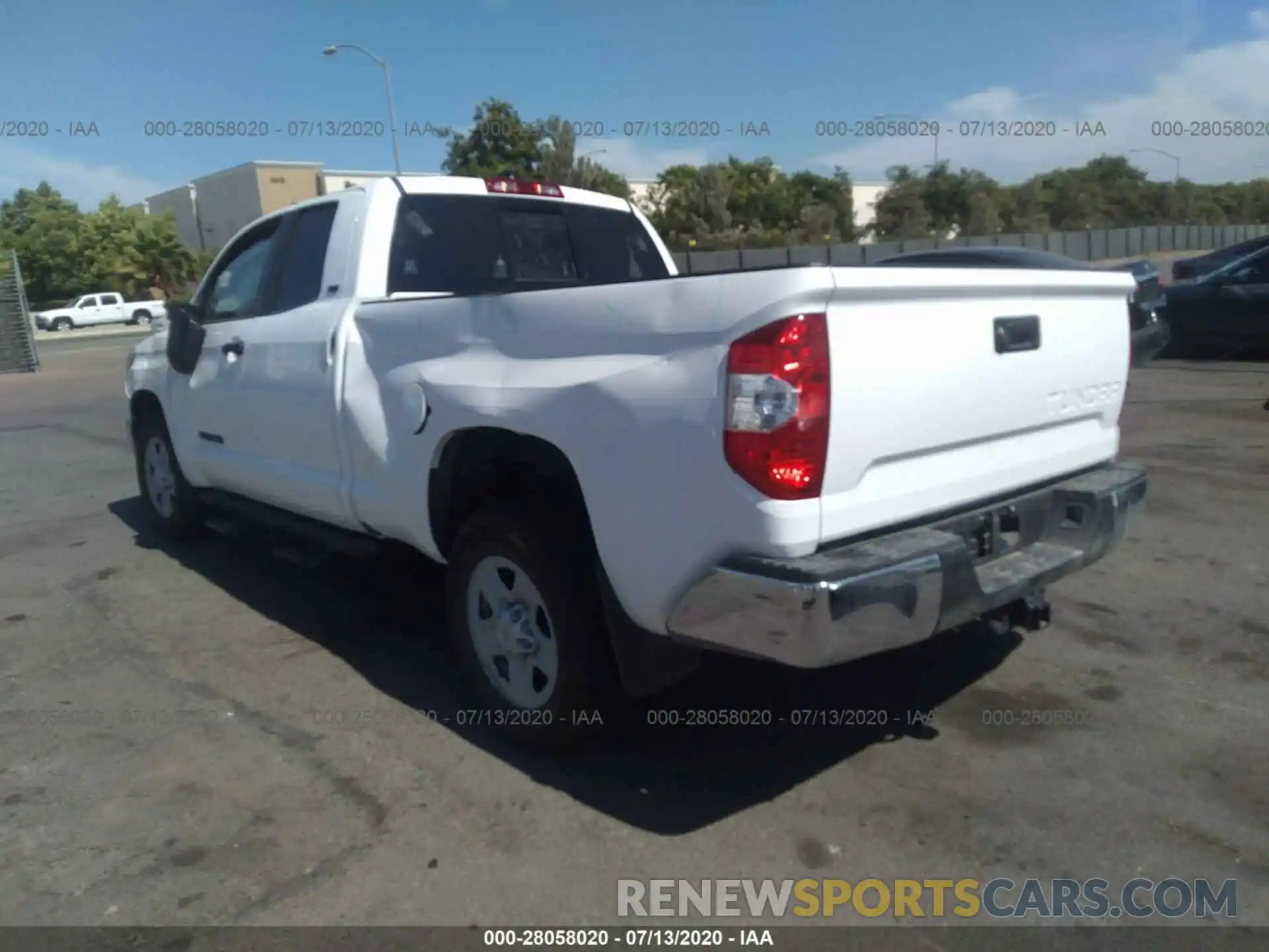 3 Photograph of a damaged car 5TFRY5F19LX258025 TOYOTA TUNDRA 2020