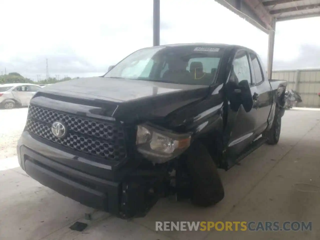 2 Photograph of a damaged car 5TFRY5F19LX266531 TOYOTA TUNDRA 2020