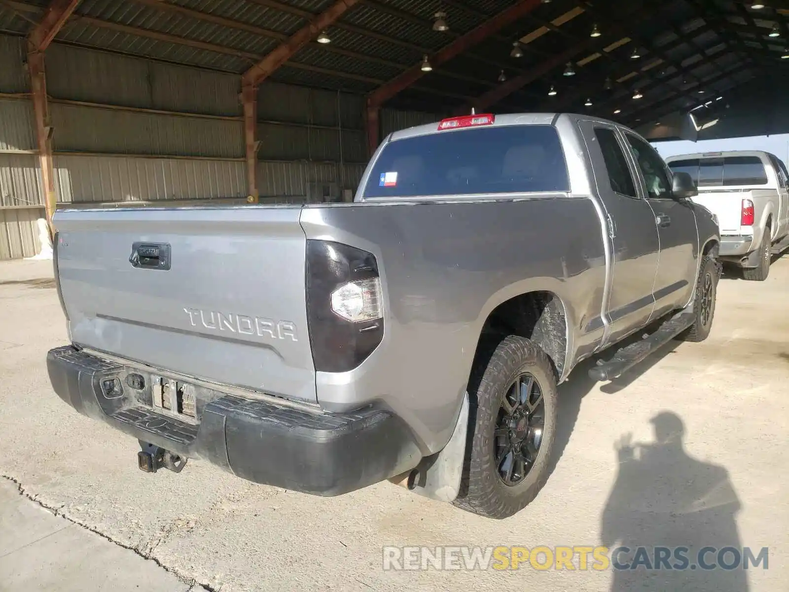 4 Фотография поврежденного автомобиля 5TFRY5F19LX270773 TOYOTA TUNDRA 2020