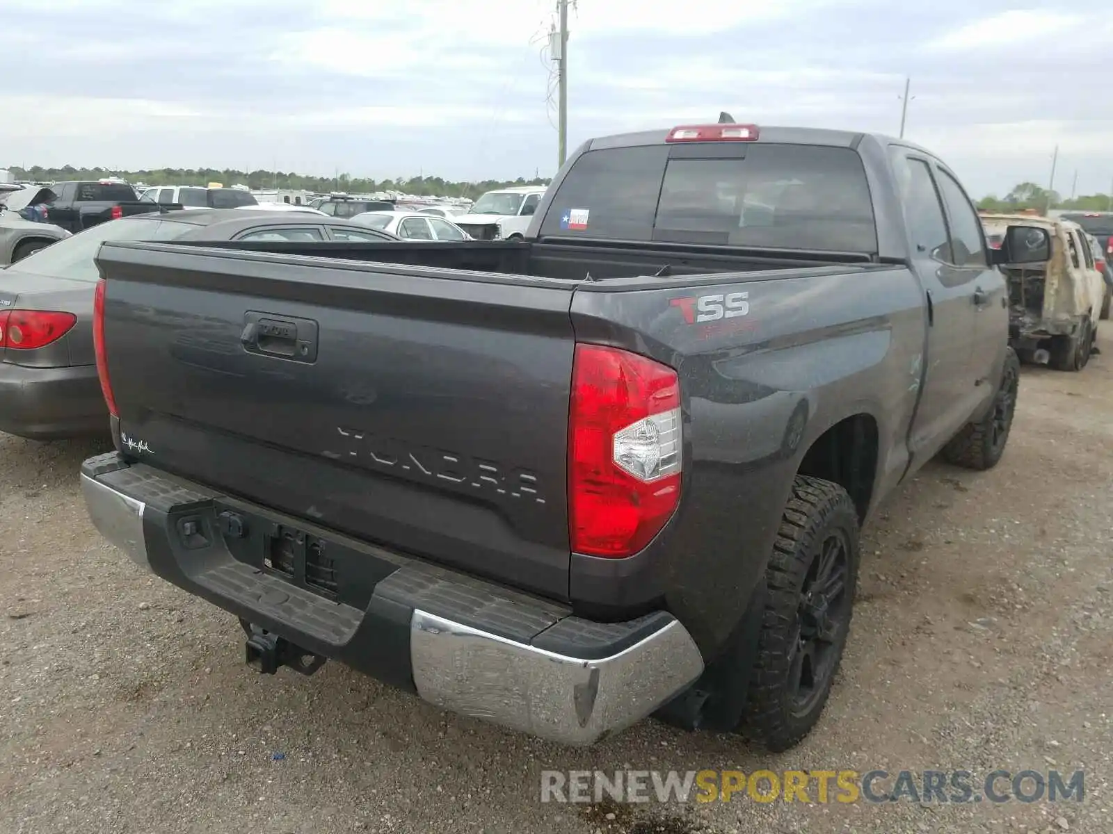 4 Photograph of a damaged car 5TFRY5F1XLX257000 TOYOTA TUNDRA 2020