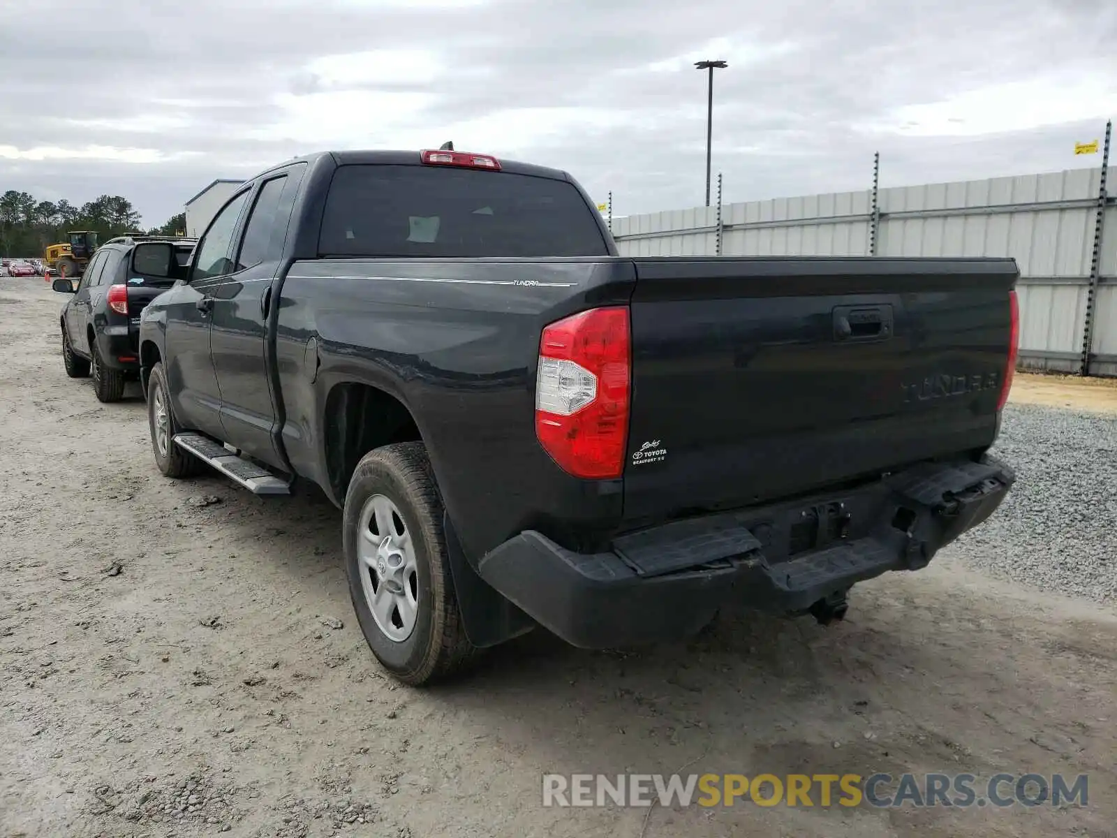 3 Photograph of a damaged car 5TFRY5F1XLX260432 TOYOTA TUNDRA 2020