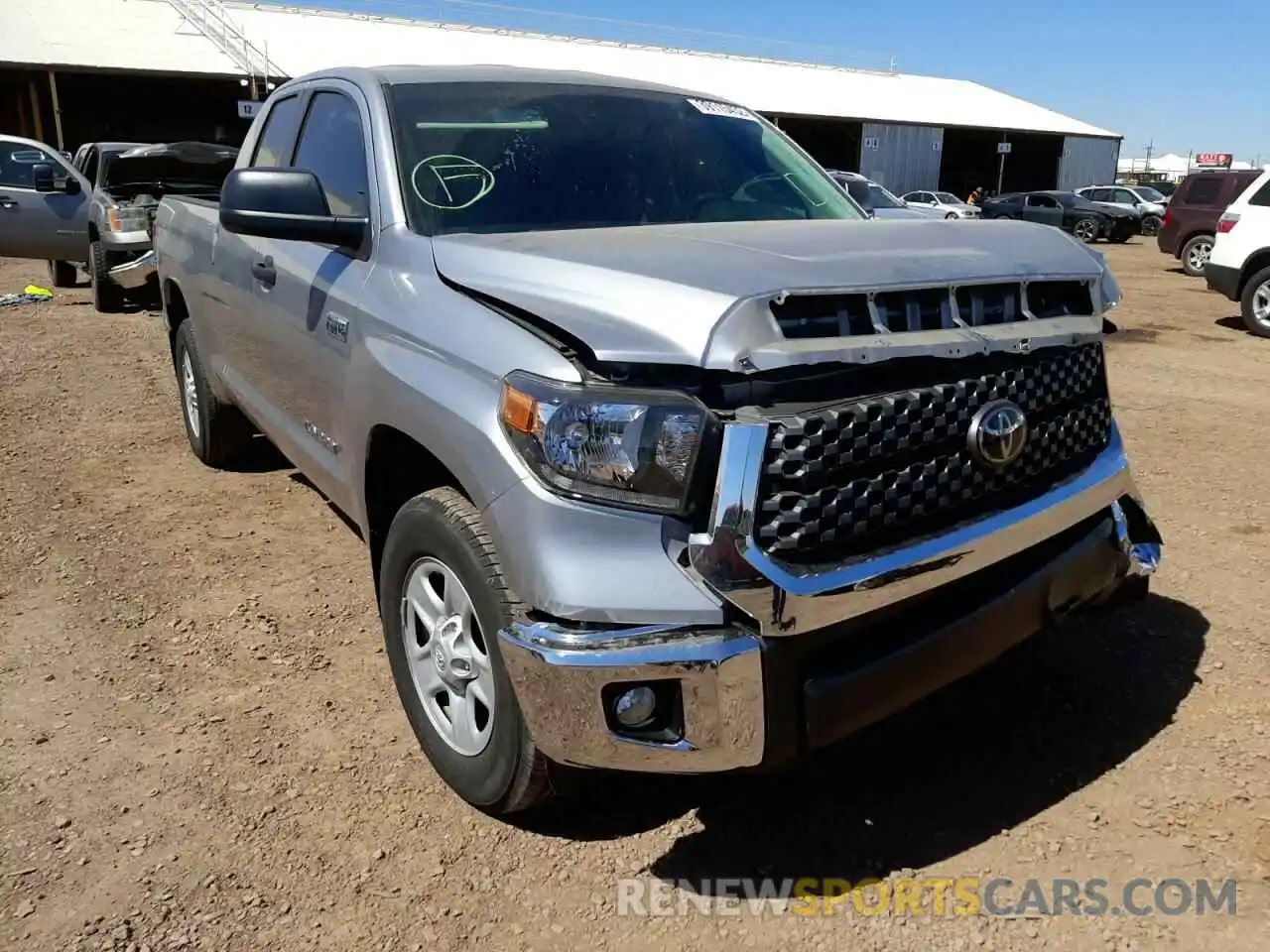 1 Photograph of a damaged car 5TFRY5F1XLX261998 TOYOTA TUNDRA 2020