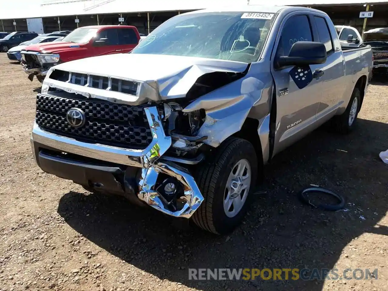 2 Photograph of a damaged car 5TFRY5F1XLX261998 TOYOTA TUNDRA 2020