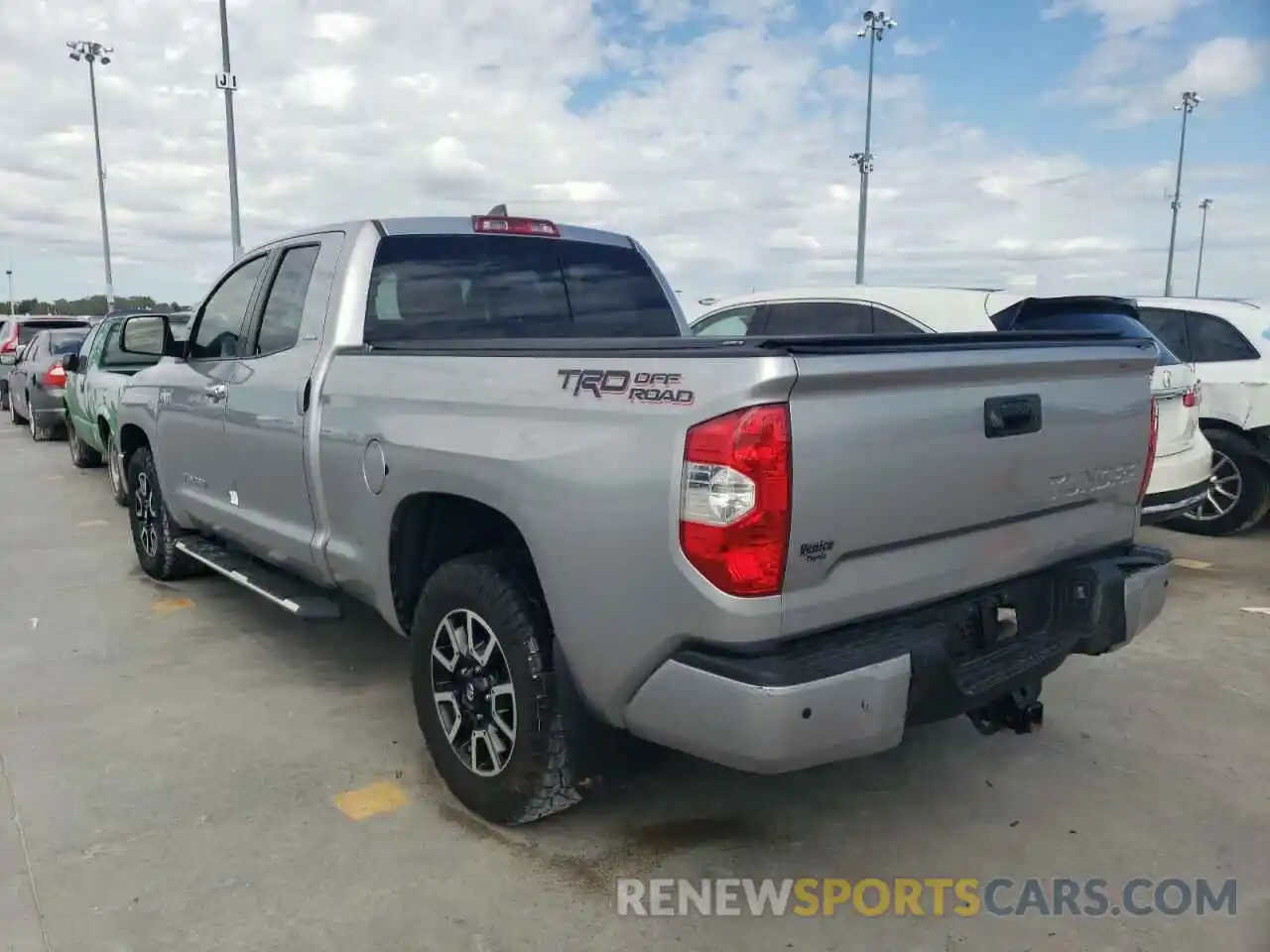 3 Photograph of a damaged car 5TFSY5F11LX260370 TOYOTA TUNDRA 2020