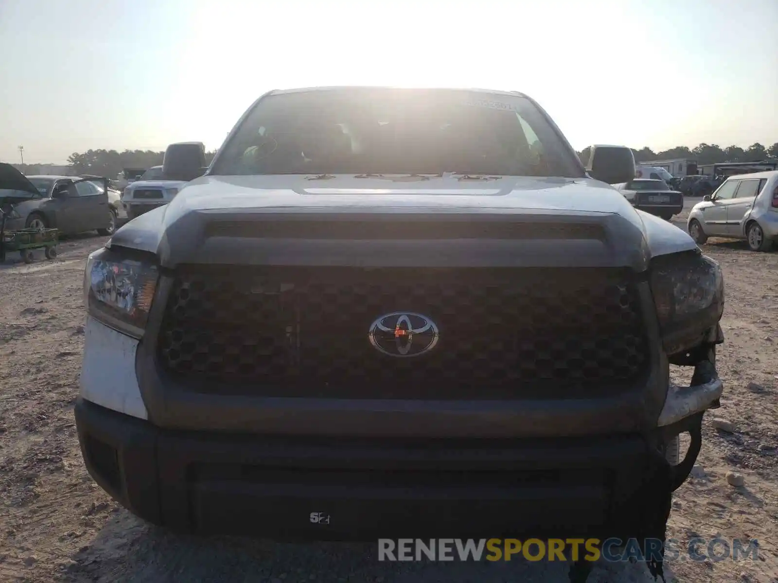 9 Photograph of a damaged car 5TFTY5F10LX011112 TOYOTA TUNDRA 2020