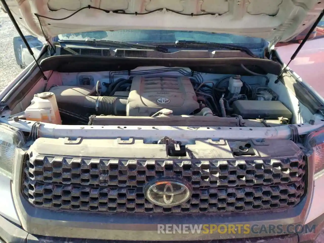 7 Photograph of a damaged car 5TFTY5F19LX010959 TOYOTA TUNDRA 2020