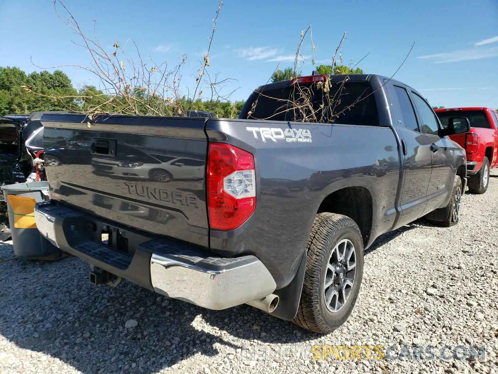 4 Photograph of a damaged car 5TFUY5F10LX883195 TOYOTA TUNDRA 2020