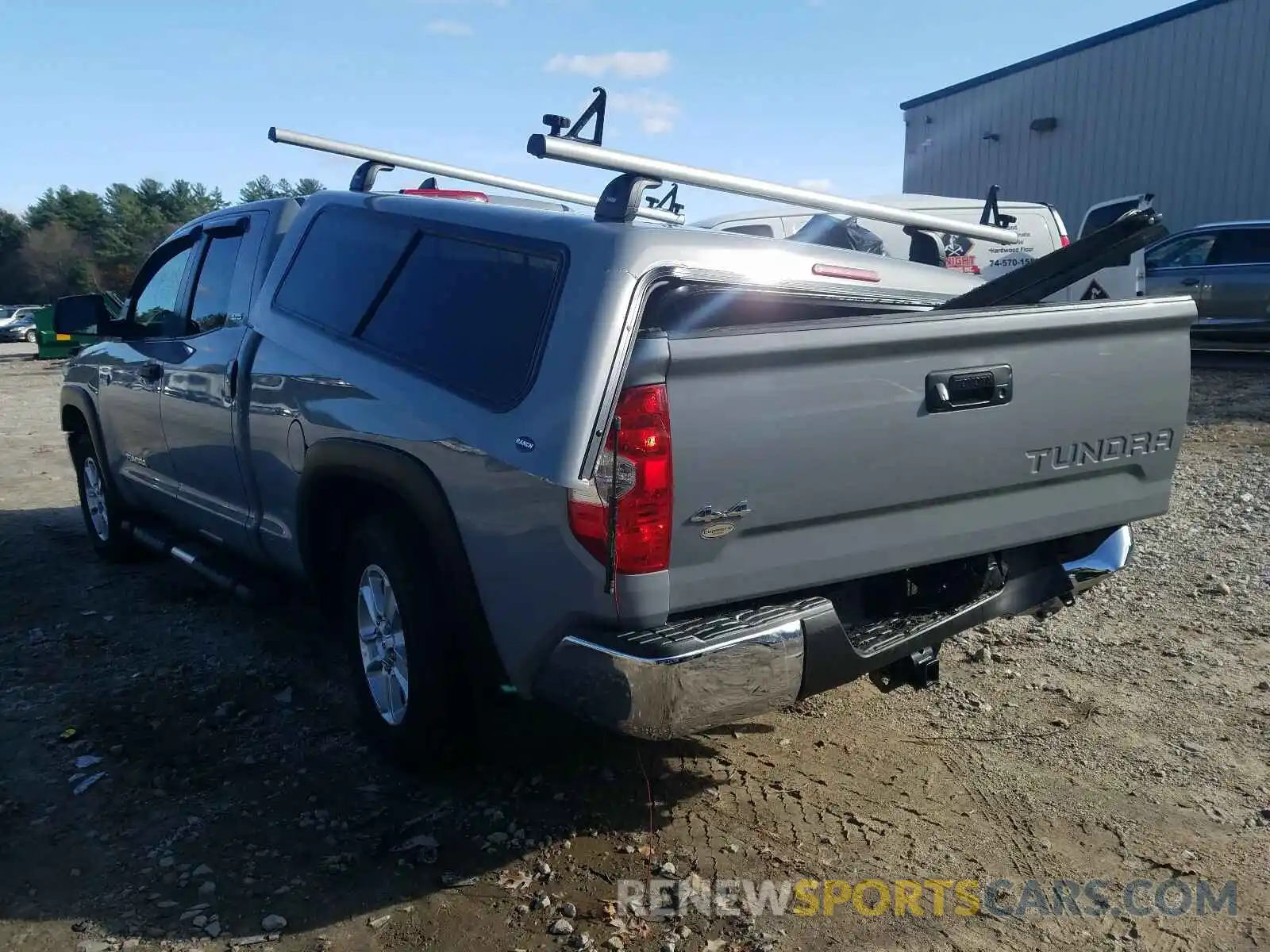 3 Photograph of a damaged car 5TFUY5F10LX900478 TOYOTA TUNDRA 2020