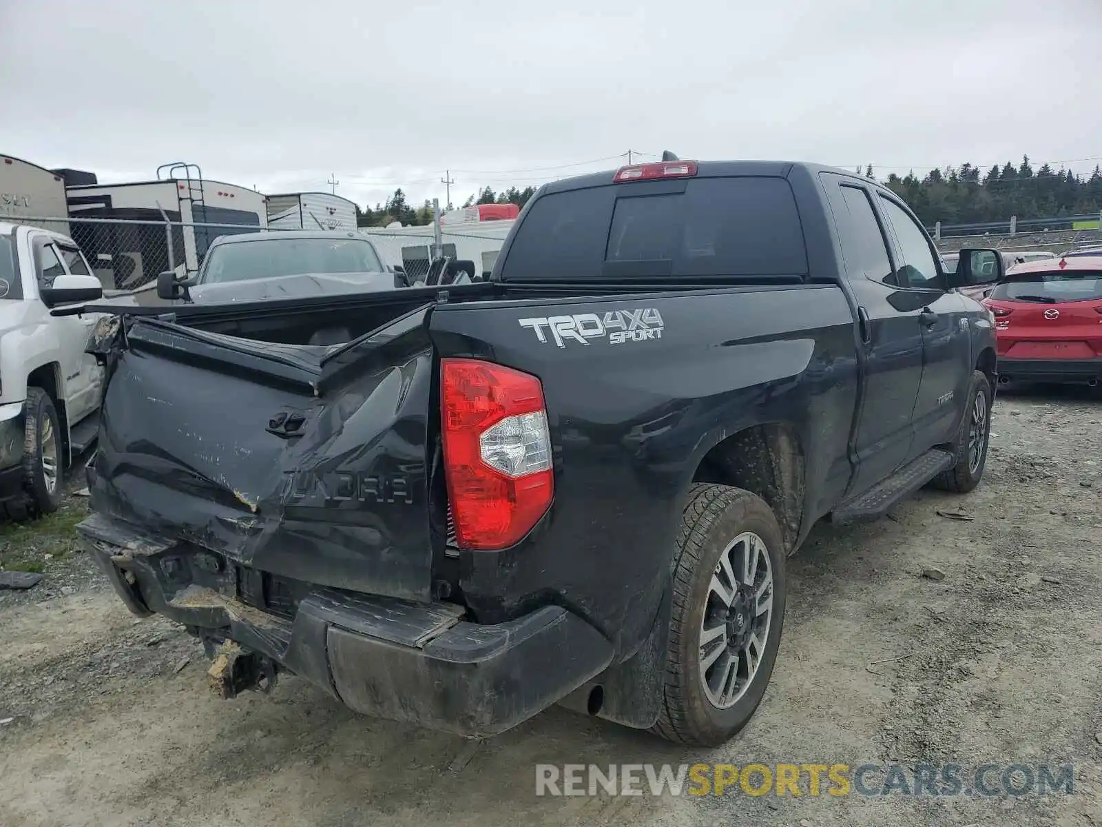 4 Photograph of a damaged car 5TFUY5F10LX943895 TOYOTA TUNDRA 2020