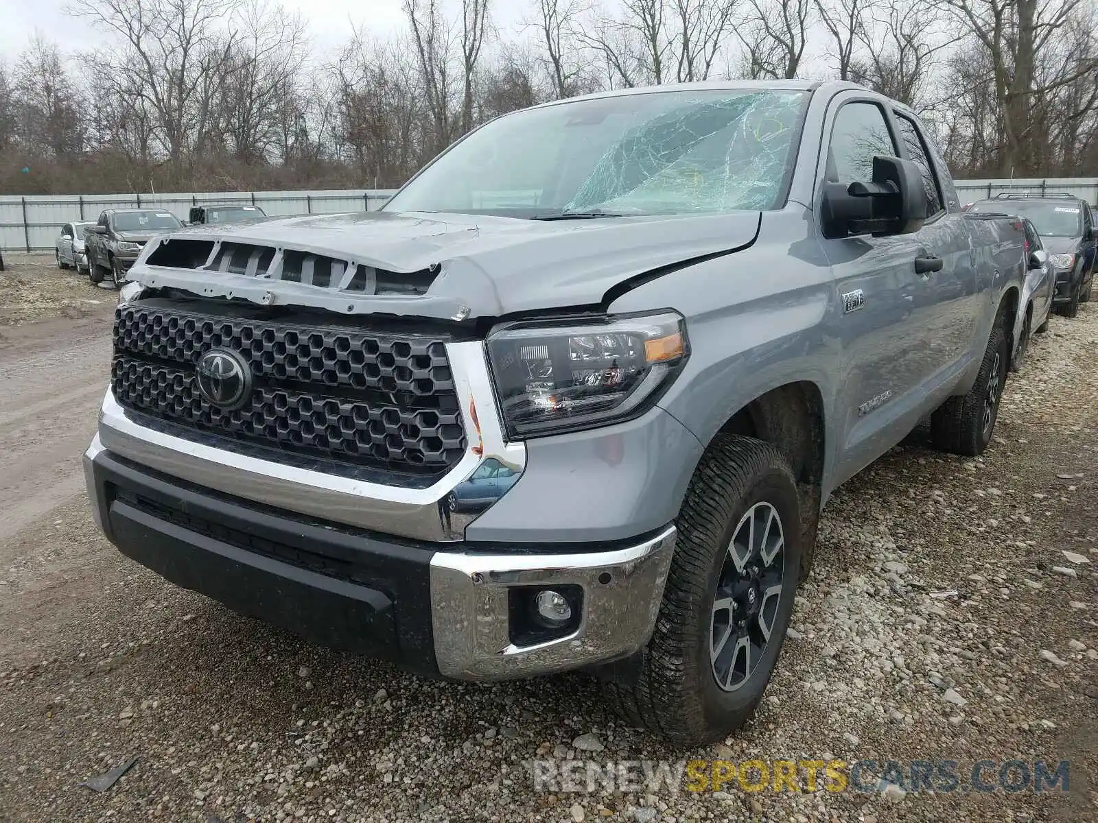 2 Photograph of a damaged car 5TFUY5F11LX879222 TOYOTA TUNDRA 2020