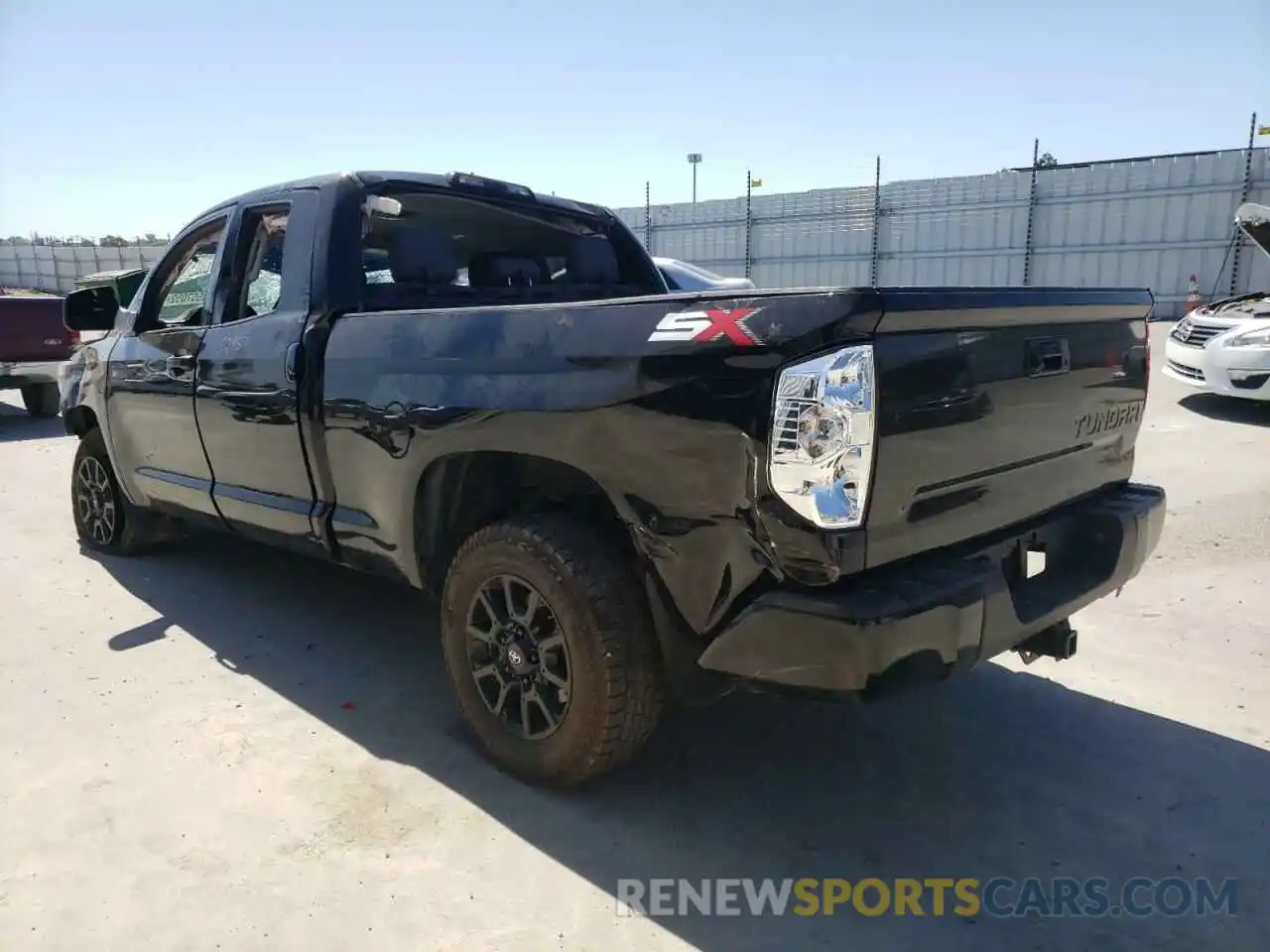 3 Photograph of a damaged car 5TFUY5F11LX921016 TOYOTA TUNDRA 2020