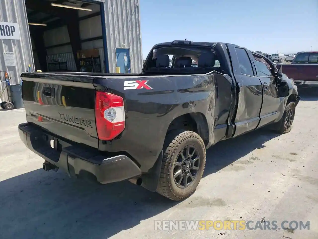 4 Photograph of a damaged car 5TFUY5F11LX921016 TOYOTA TUNDRA 2020