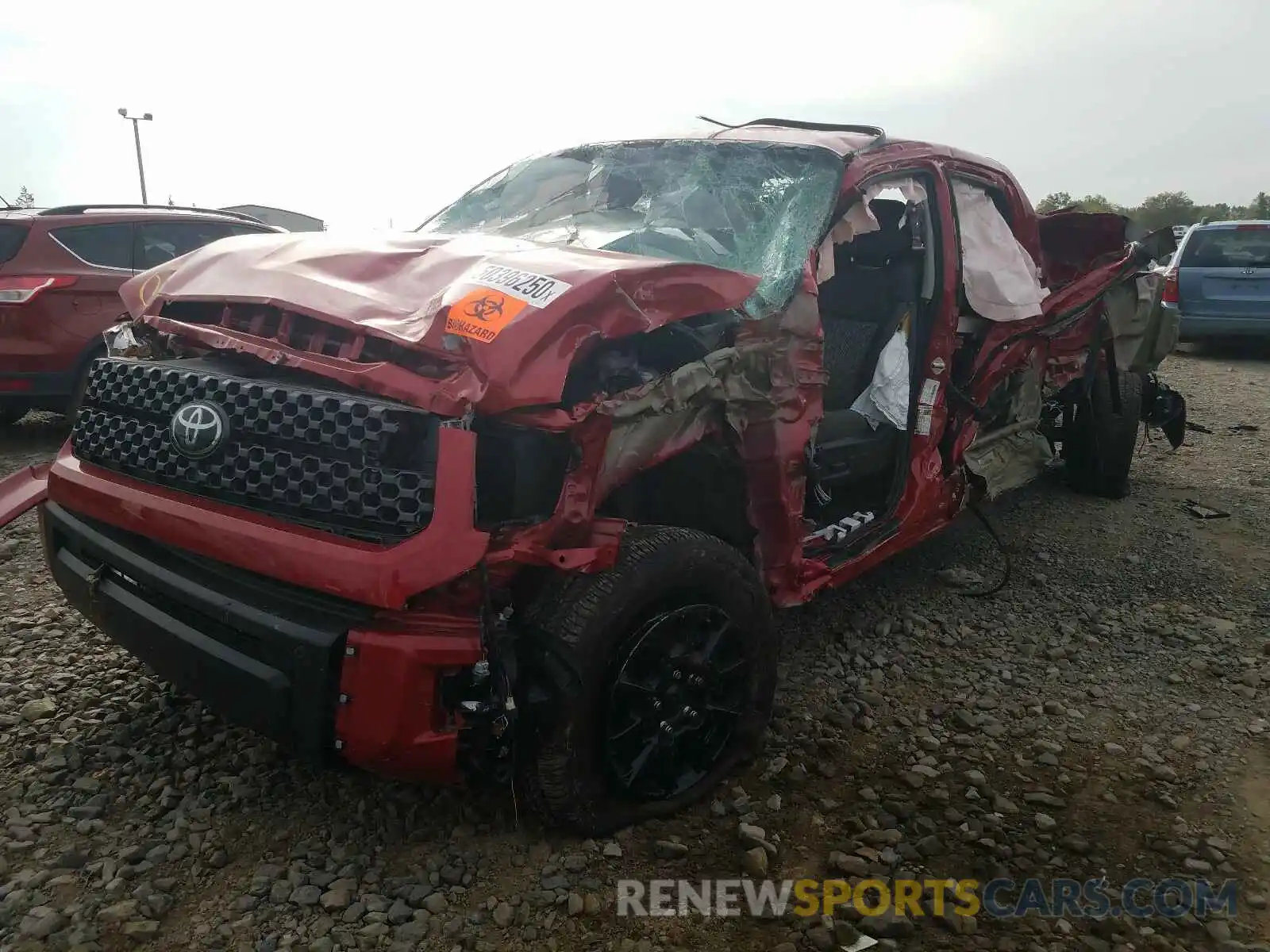 2 Photograph of a damaged car 5TFUY5F12LX895106 TOYOTA TUNDRA 2020