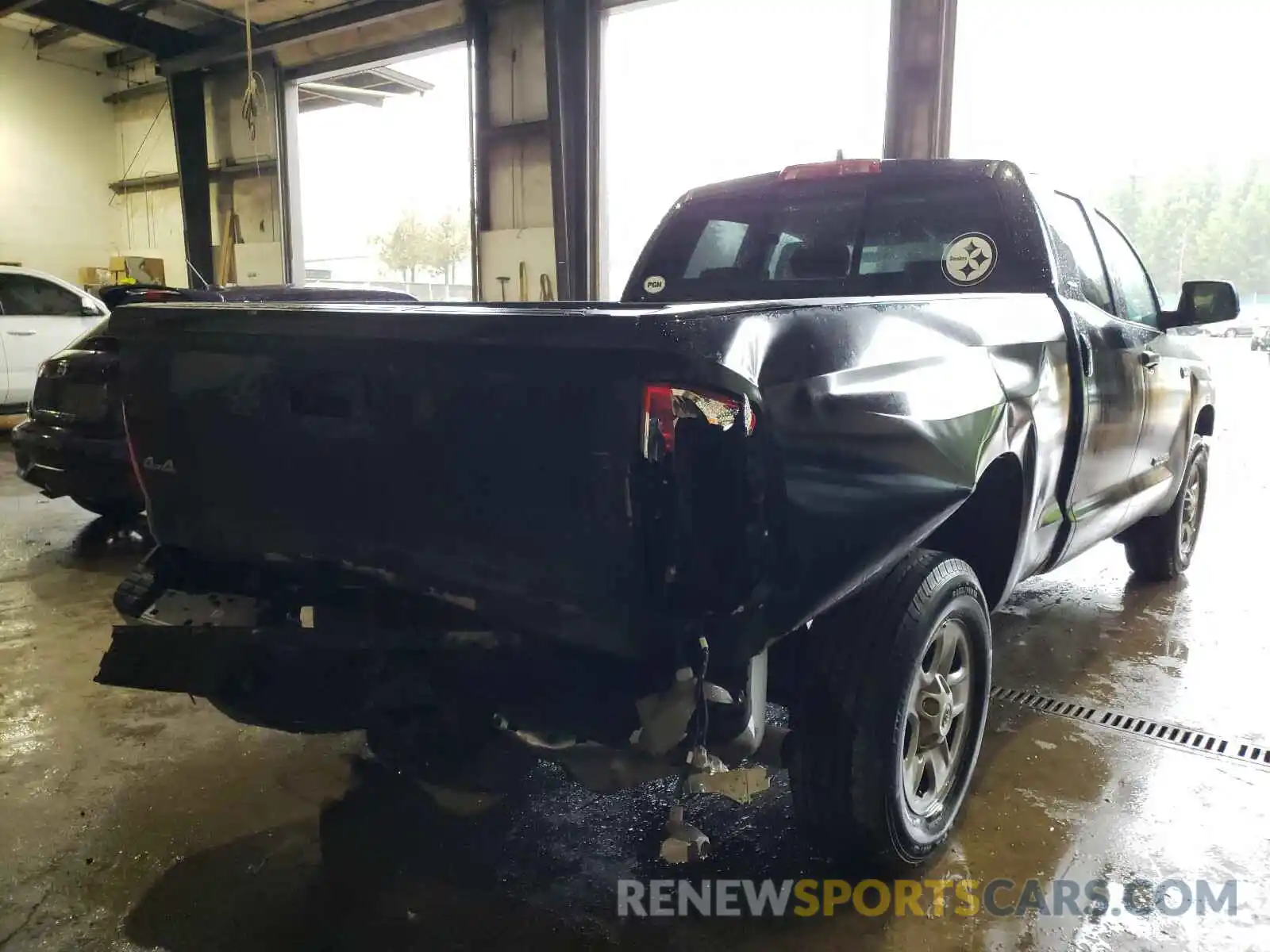 4 Photograph of a damaged car 5TFUY5F12LX923177 TOYOTA TUNDRA 2020