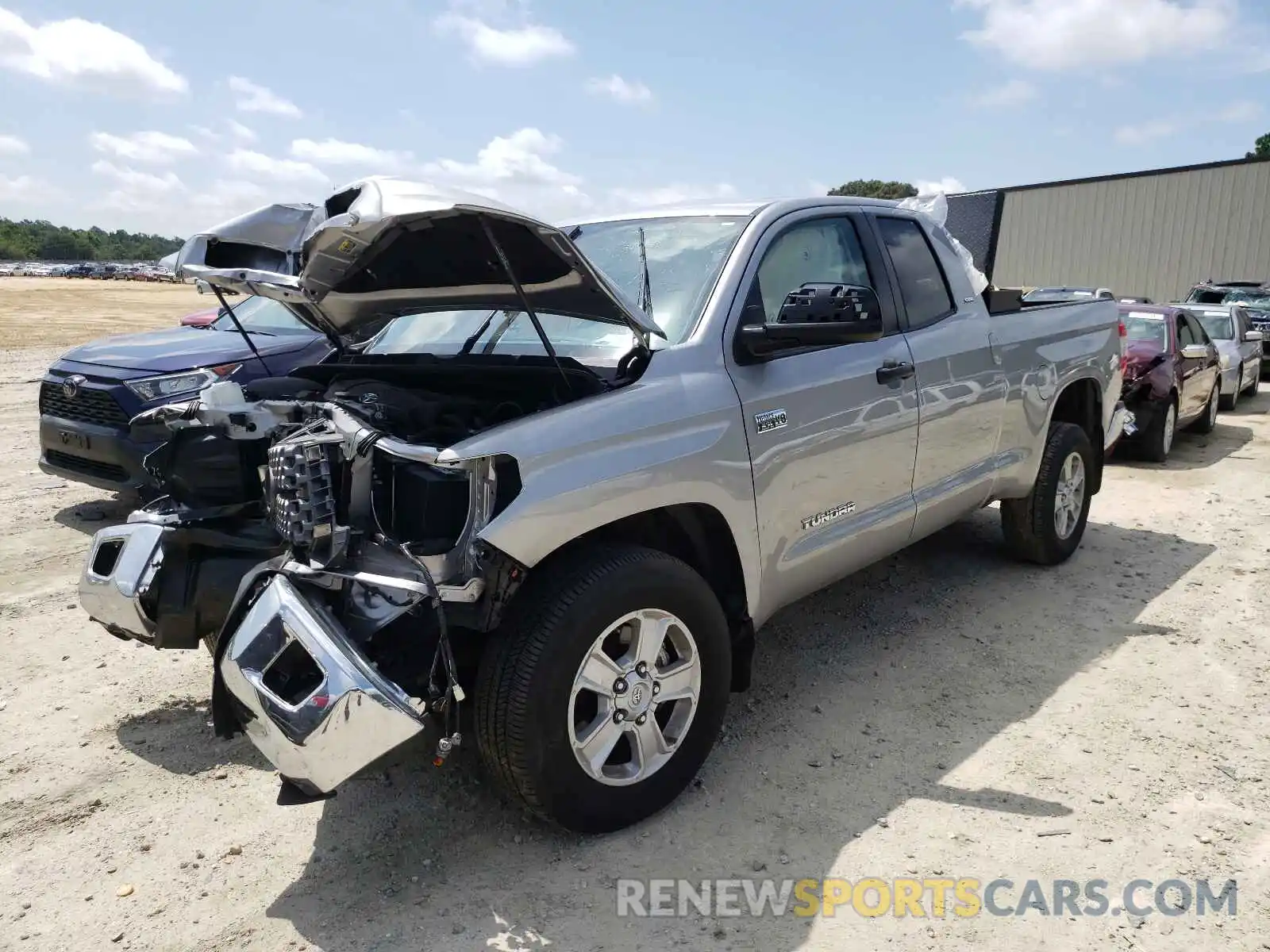 2 Photograph of a damaged car 5TFUY5F12LX944515 TOYOTA TUNDRA 2020