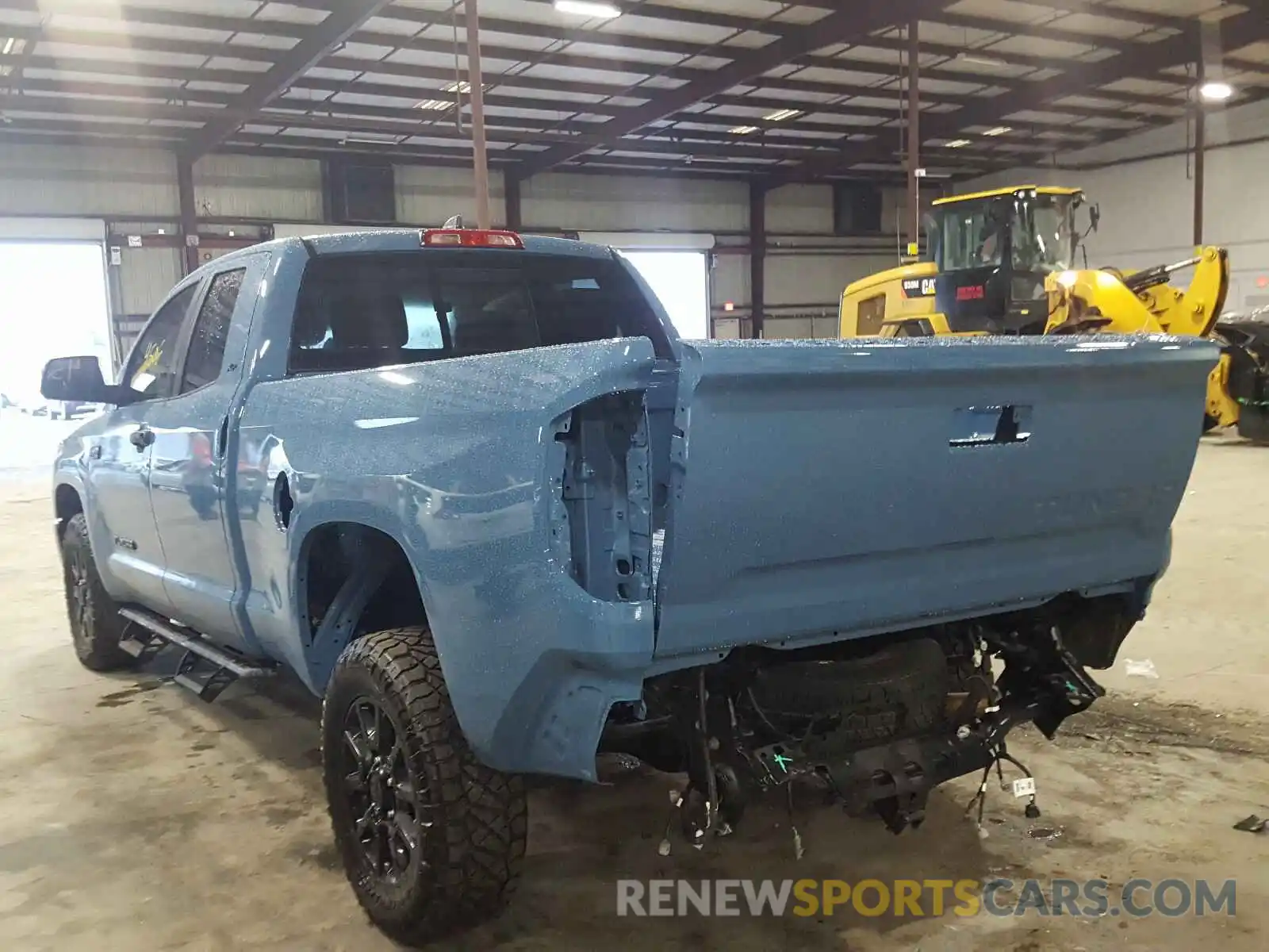 3 Photograph of a damaged car 5TFUY5F12LX951724 TOYOTA TUNDRA 2020