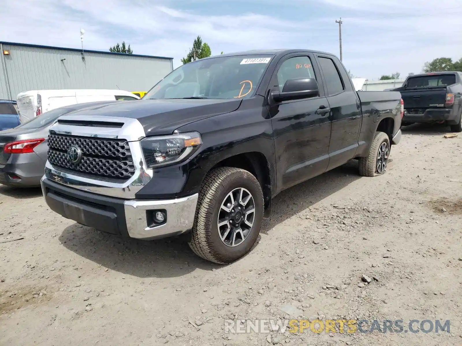 2 Photograph of a damaged car 5TFUY5F13LX890108 TOYOTA TUNDRA 2020