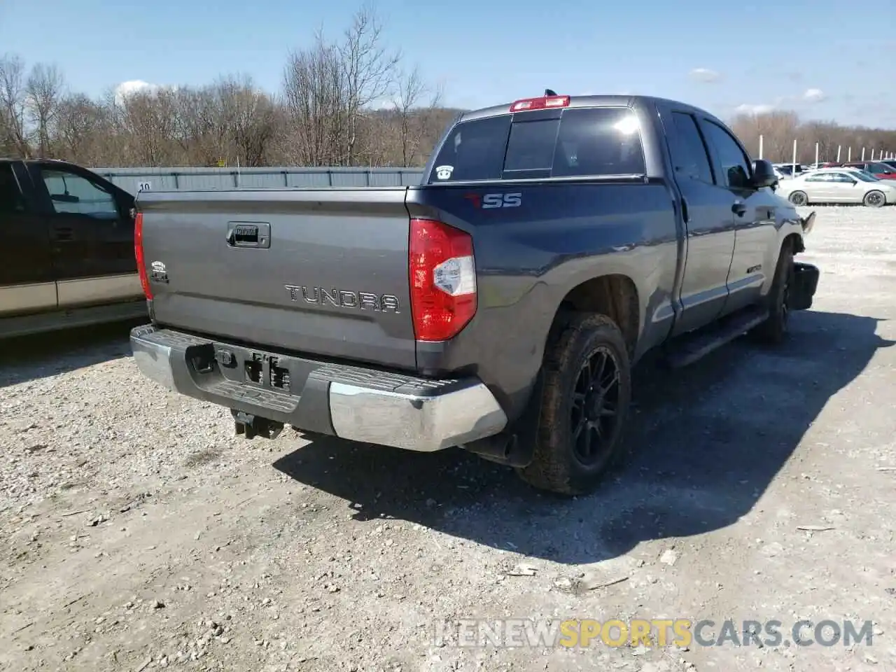 4 Photograph of a damaged car 5TFUY5F13LX920207 TOYOTA TUNDRA 2020