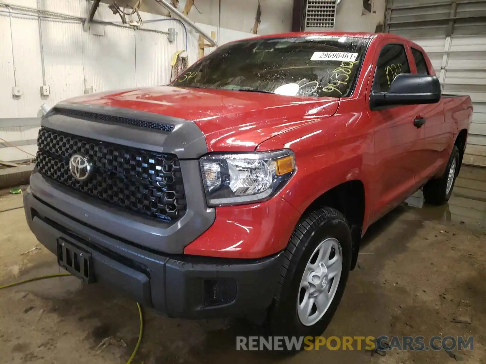 2 Photograph of a damaged car 5TFUY5F13LX943812 TOYOTA TUNDRA 2020