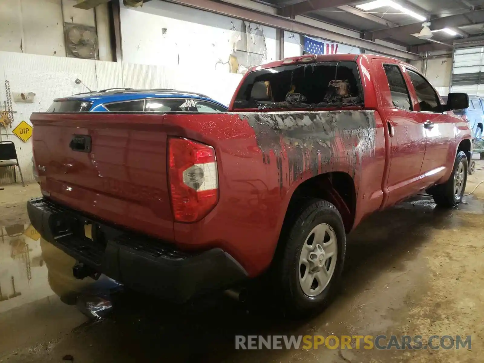 4 Photograph of a damaged car 5TFUY5F13LX943812 TOYOTA TUNDRA 2020