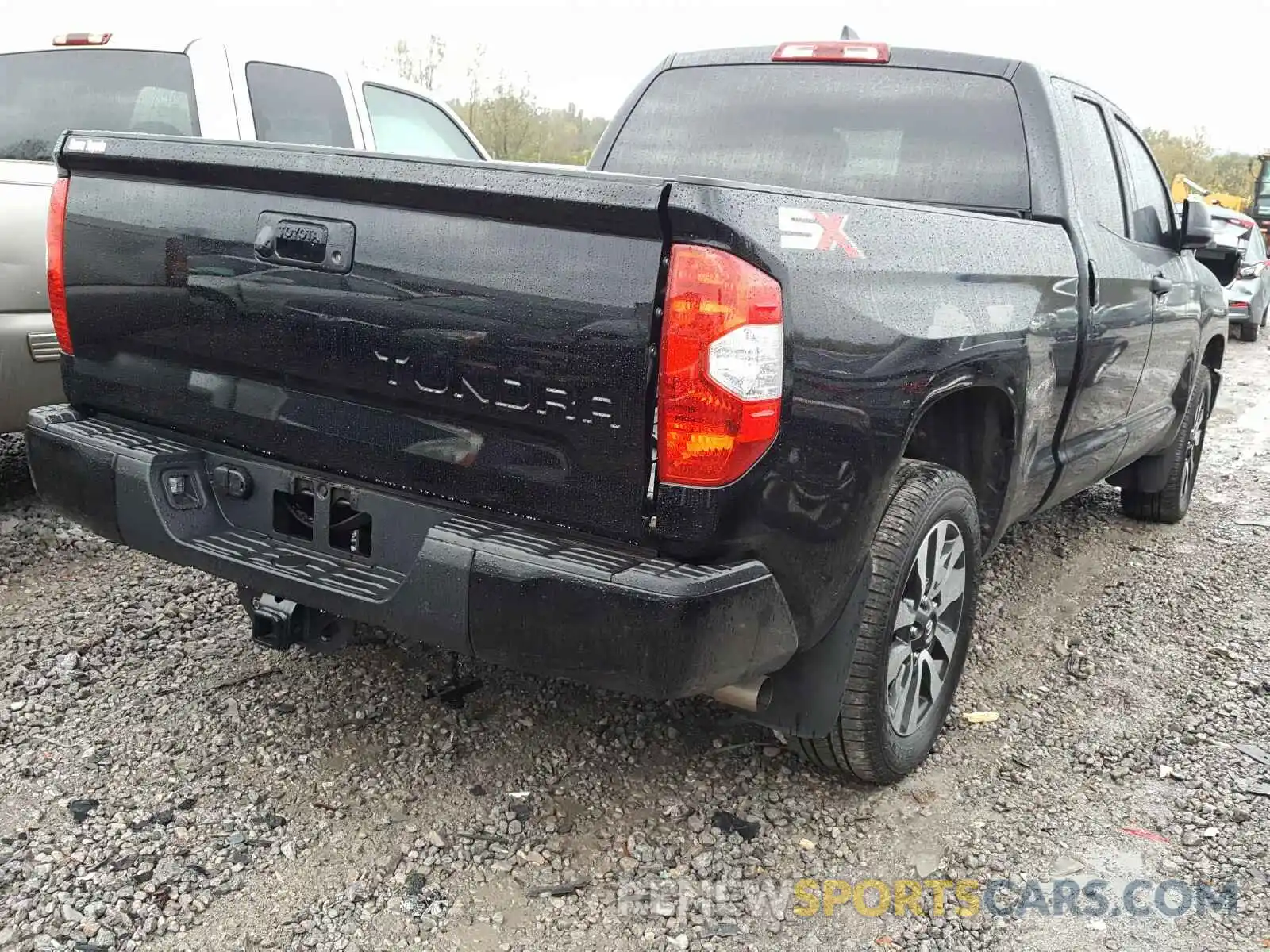 4 Photograph of a damaged car 5TFUY5F14LX896306 TOYOTA TUNDRA 2020