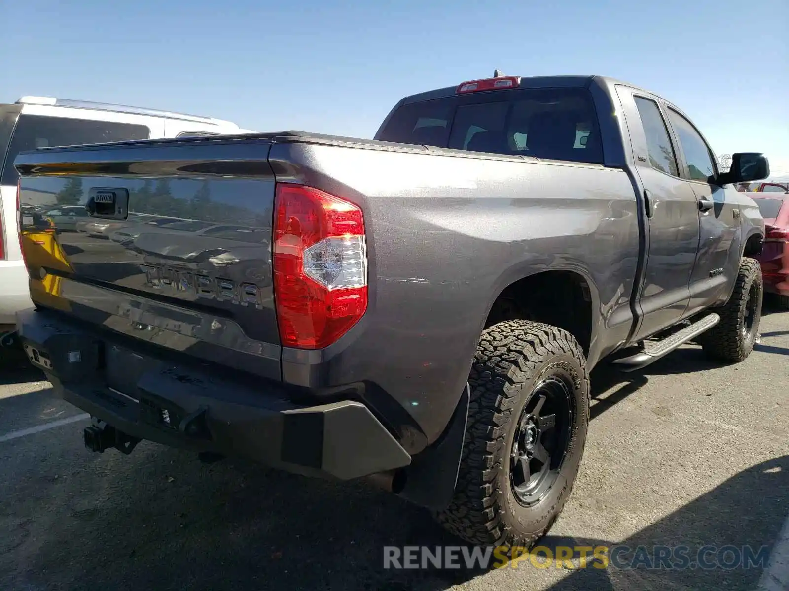 4 Photograph of a damaged car 5TFUY5F14LX913010 TOYOTA TUNDRA 2020