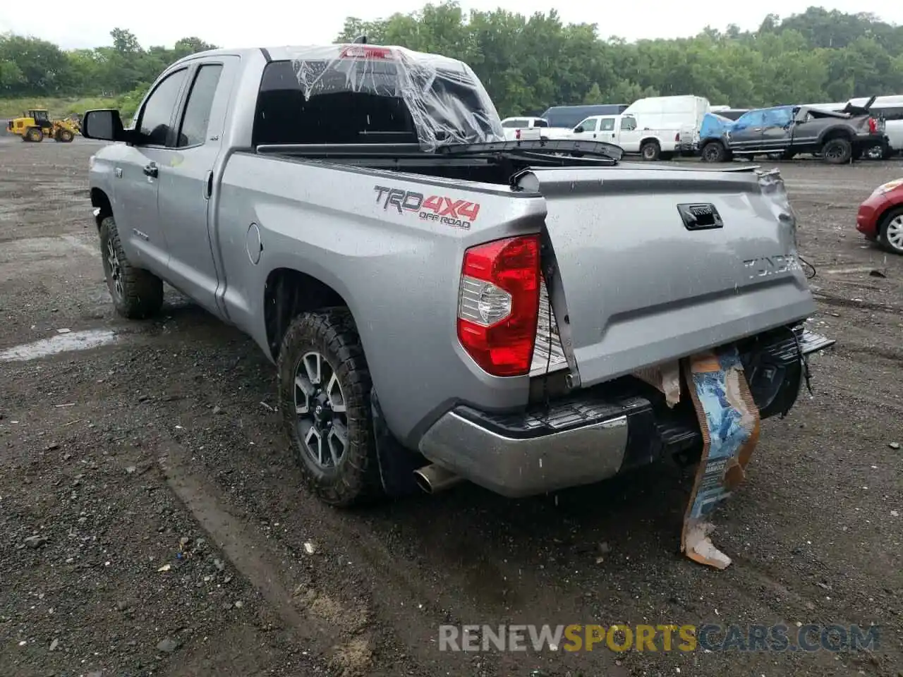 3 Photograph of a damaged car 5TFUY5F14LX936755 TOYOTA TUNDRA 2020