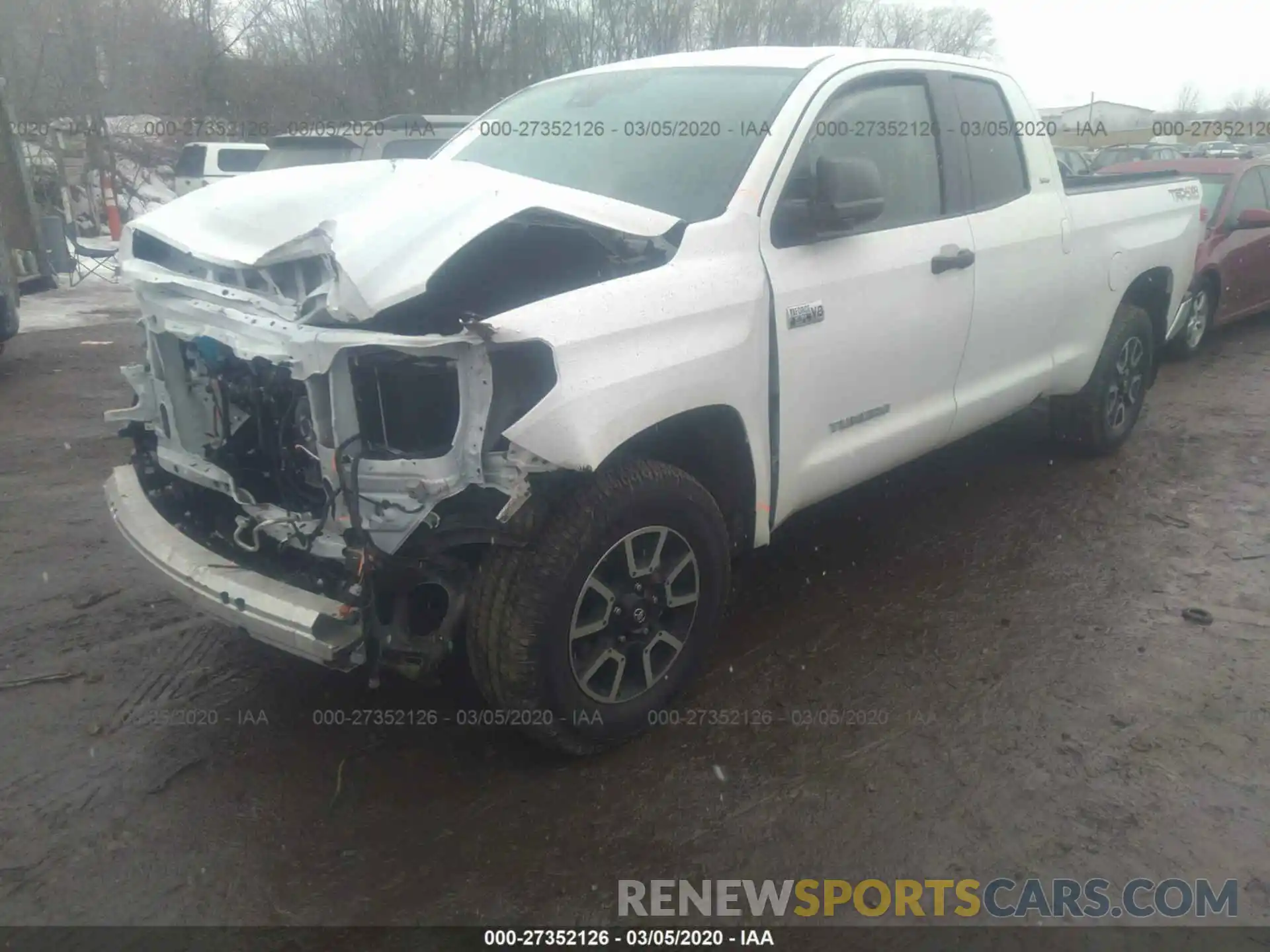 2 Photograph of a damaged car 5TFUY5F16LX905720 TOYOTA TUNDRA 2020