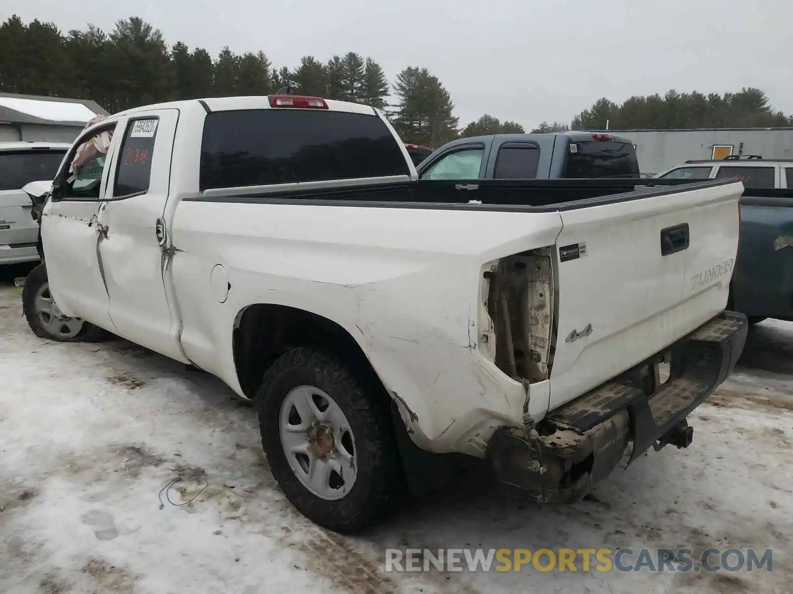 3 Photograph of a damaged car 5TFUY5F16LX923117 TOYOTA TUNDRA 2020