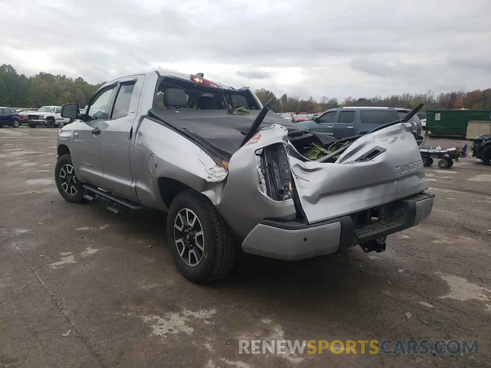 3 Photograph of a damaged car 5TFUY5F16LX954111 TOYOTA TUNDRA 2020