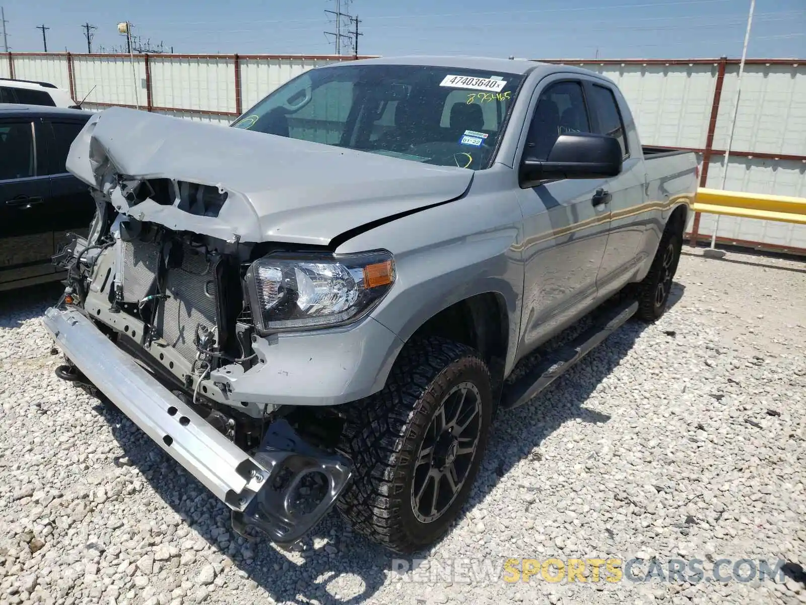 2 Photograph of a damaged car 5TFUY5F17LX875465 TOYOTA TUNDRA 2020